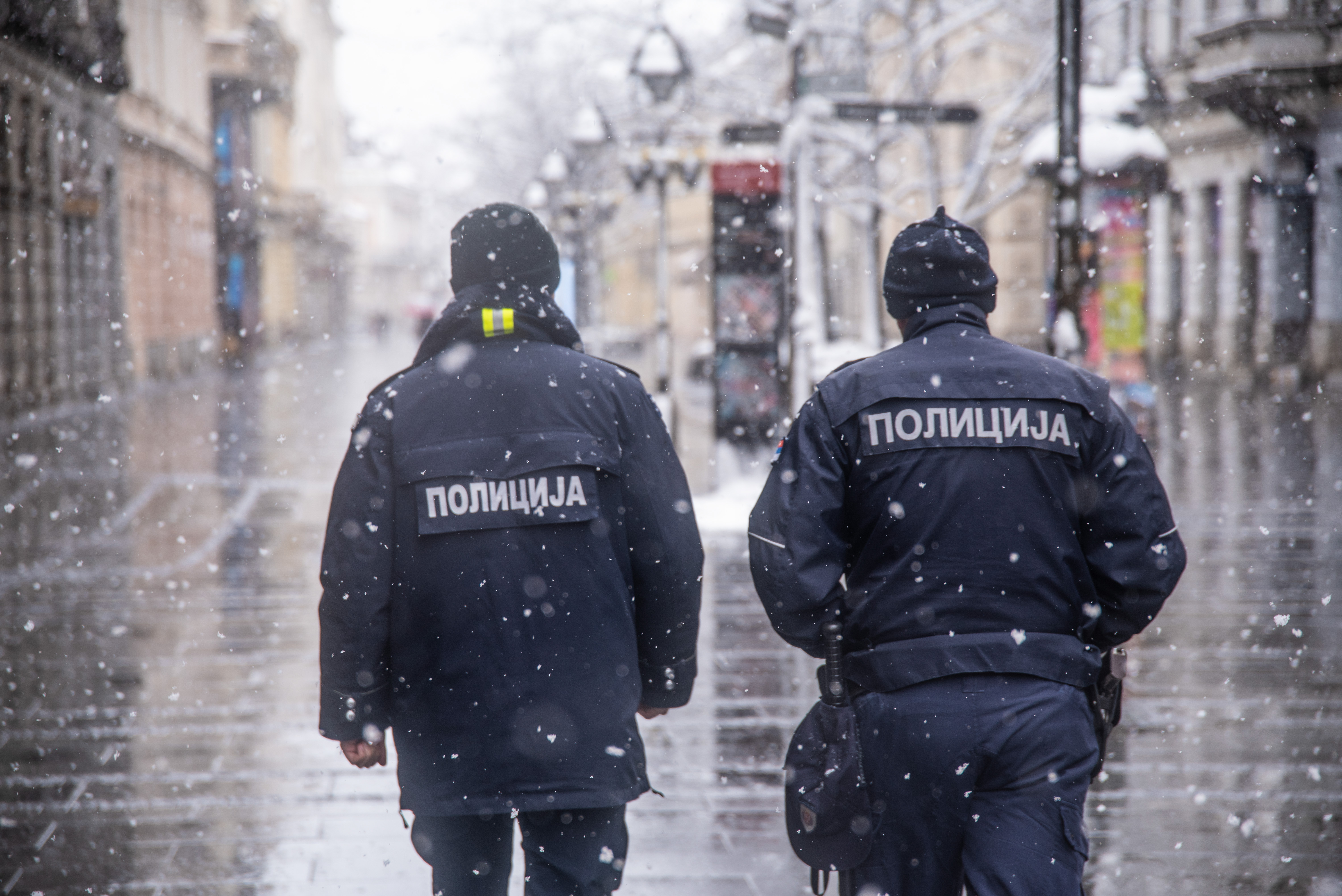 Beograd 24.03.2020. Sneg, knez Mihailova ulica, policija, sneg u proleće, vanredno stanje Foto: Dragan Mujan/Nova.rs
