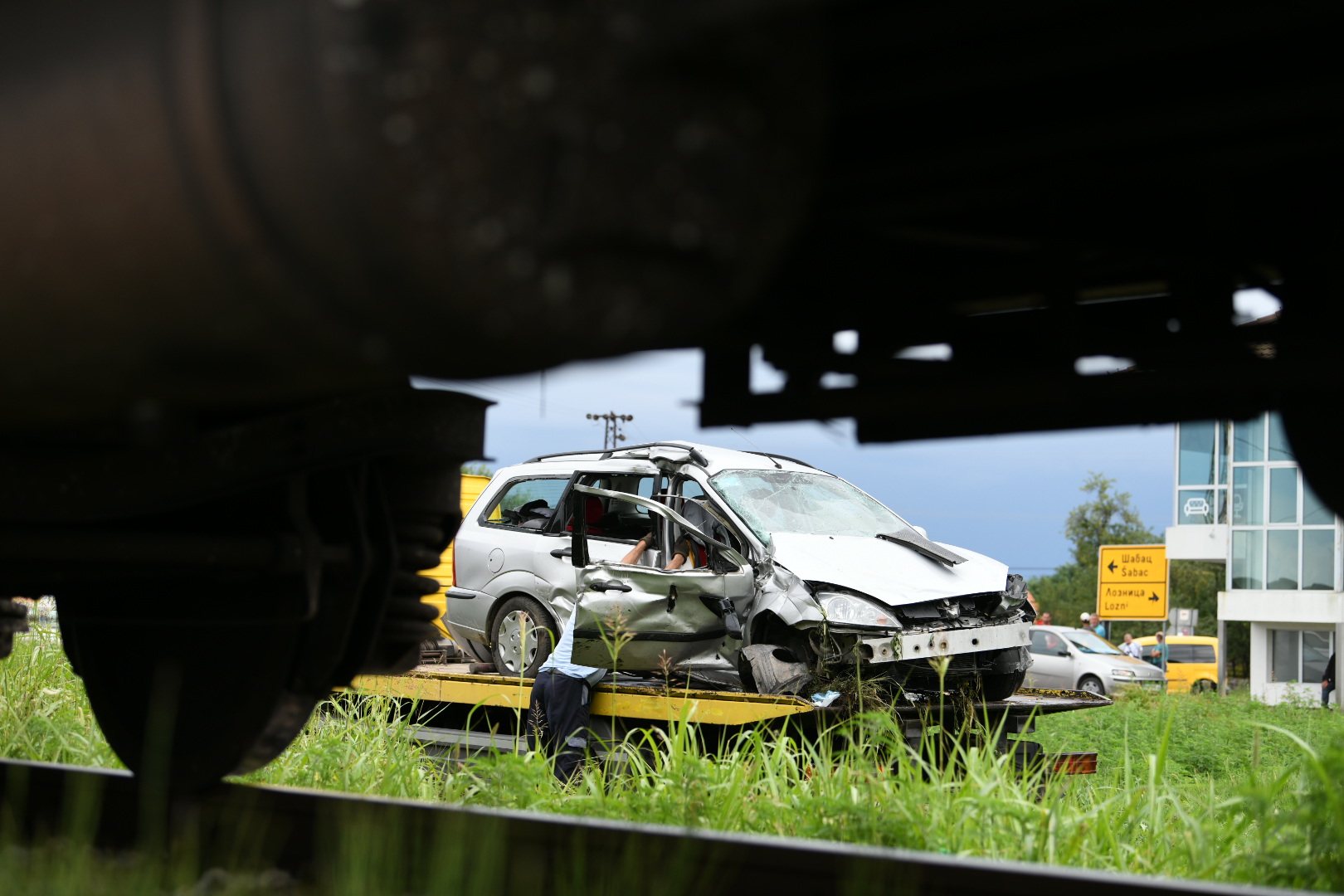 Zminjak, Šabac 25.07.2020. Saobraćajna nesreća , pruga, voz naleteo na auto, muž i žena poginuli, deca povređena Foto: Vesna Lalić/Nova.rs