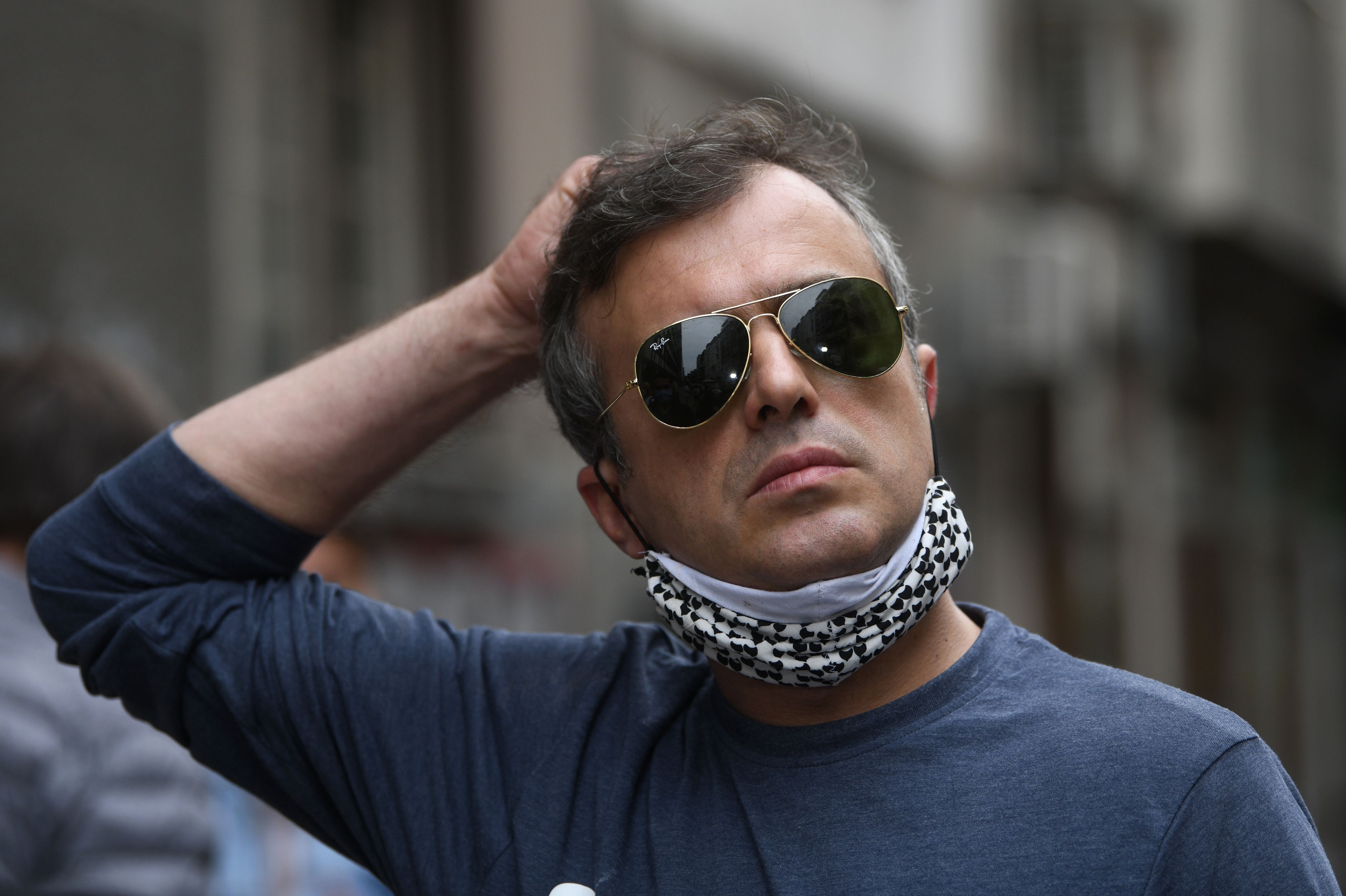 sergej trifunovic prikuplja potpise pokret slobodnih gradjana