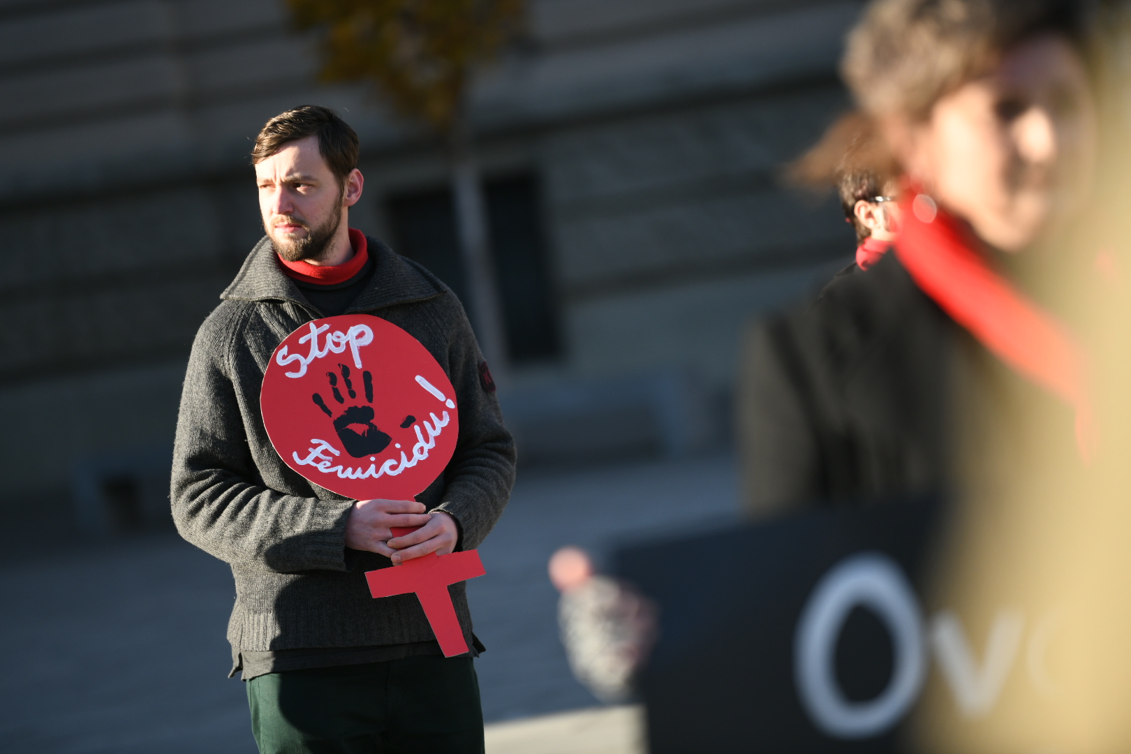 Beograd 06. decembar 2020. Protest  Zenski zivoti su vazni u organizaciji Autonomnog zenskog centra i Zena u crnom na Trgu republike Foto:Vesna Lalić/Nova.rs