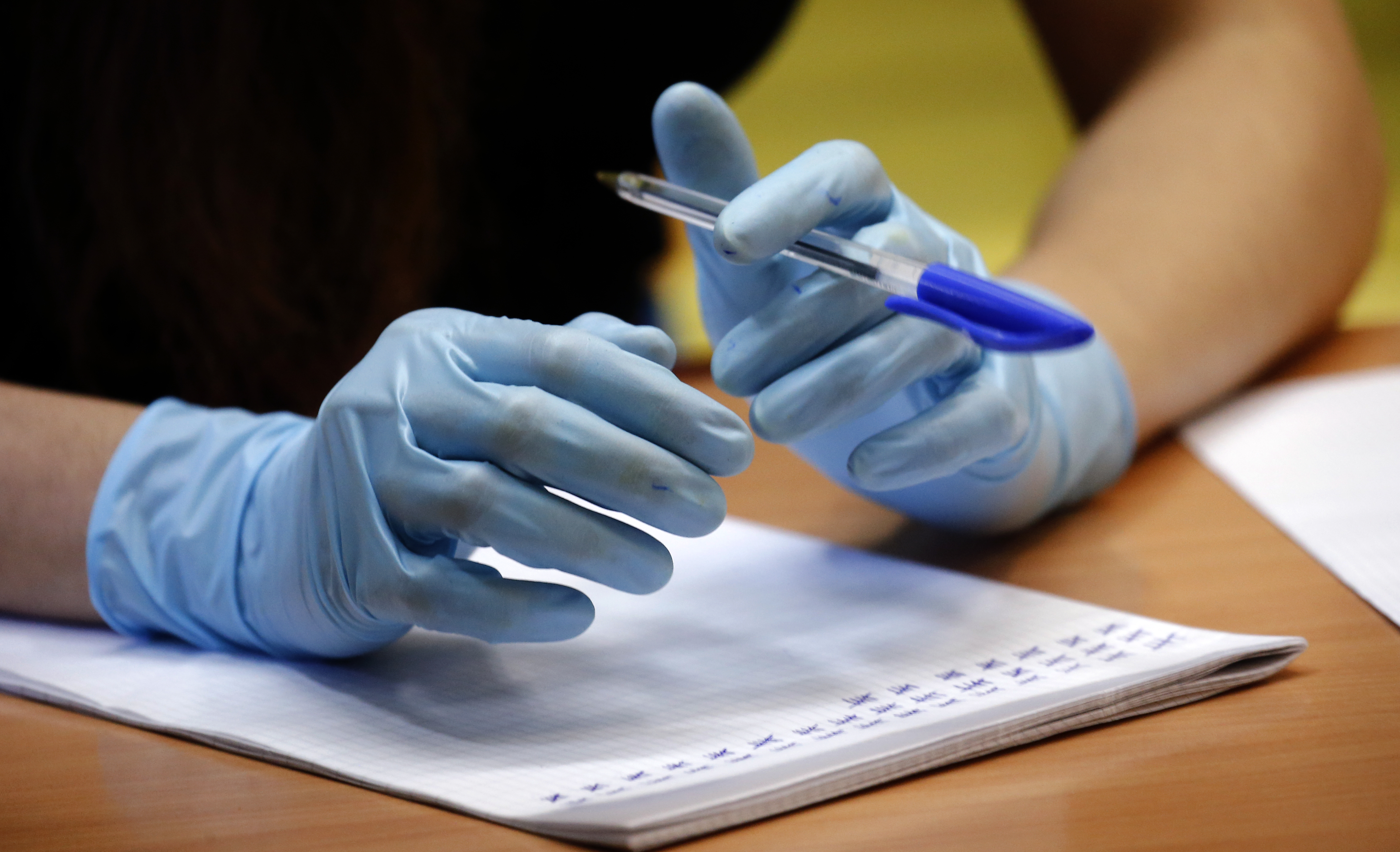 zamena Croatians vote in parliamentary election amid coronavirus pandemic