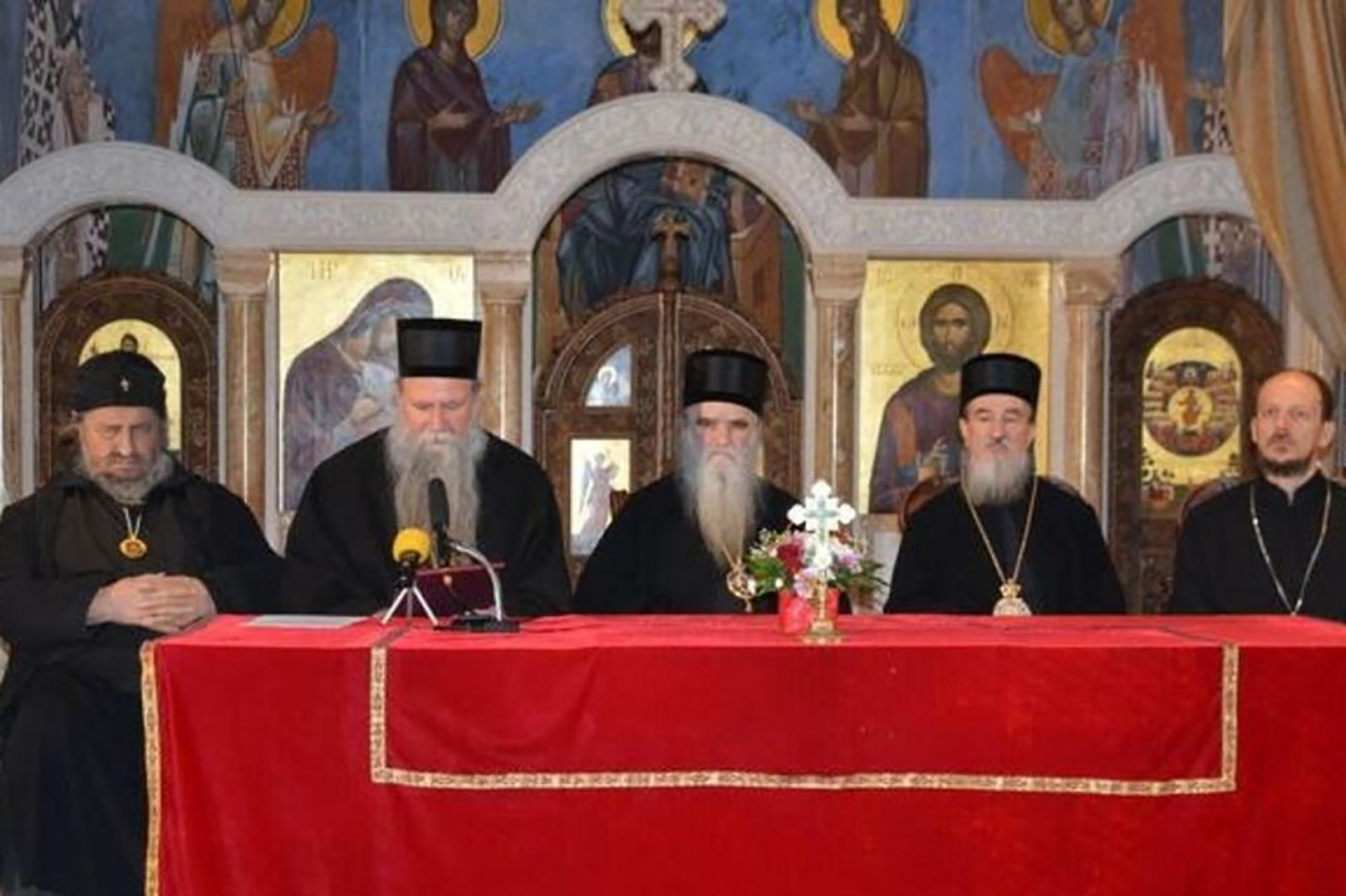 Mitropolija, episkopski savet