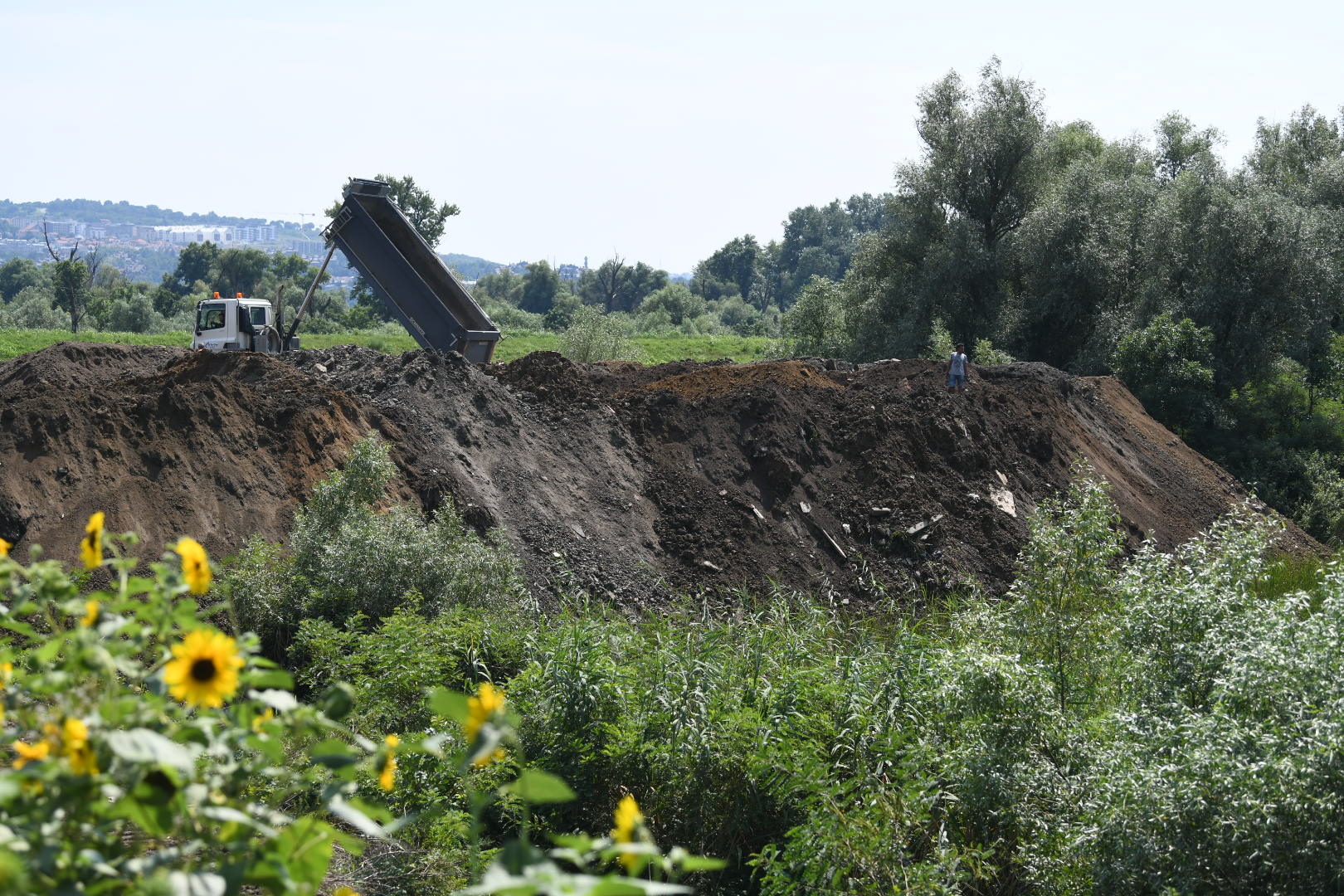 Beograd 08.08.2020. Izgradnja na desnoj obali Dunava, navodni radovi brata Ane Brnabic foto Foto: Vesna Lalić/Nova.rs