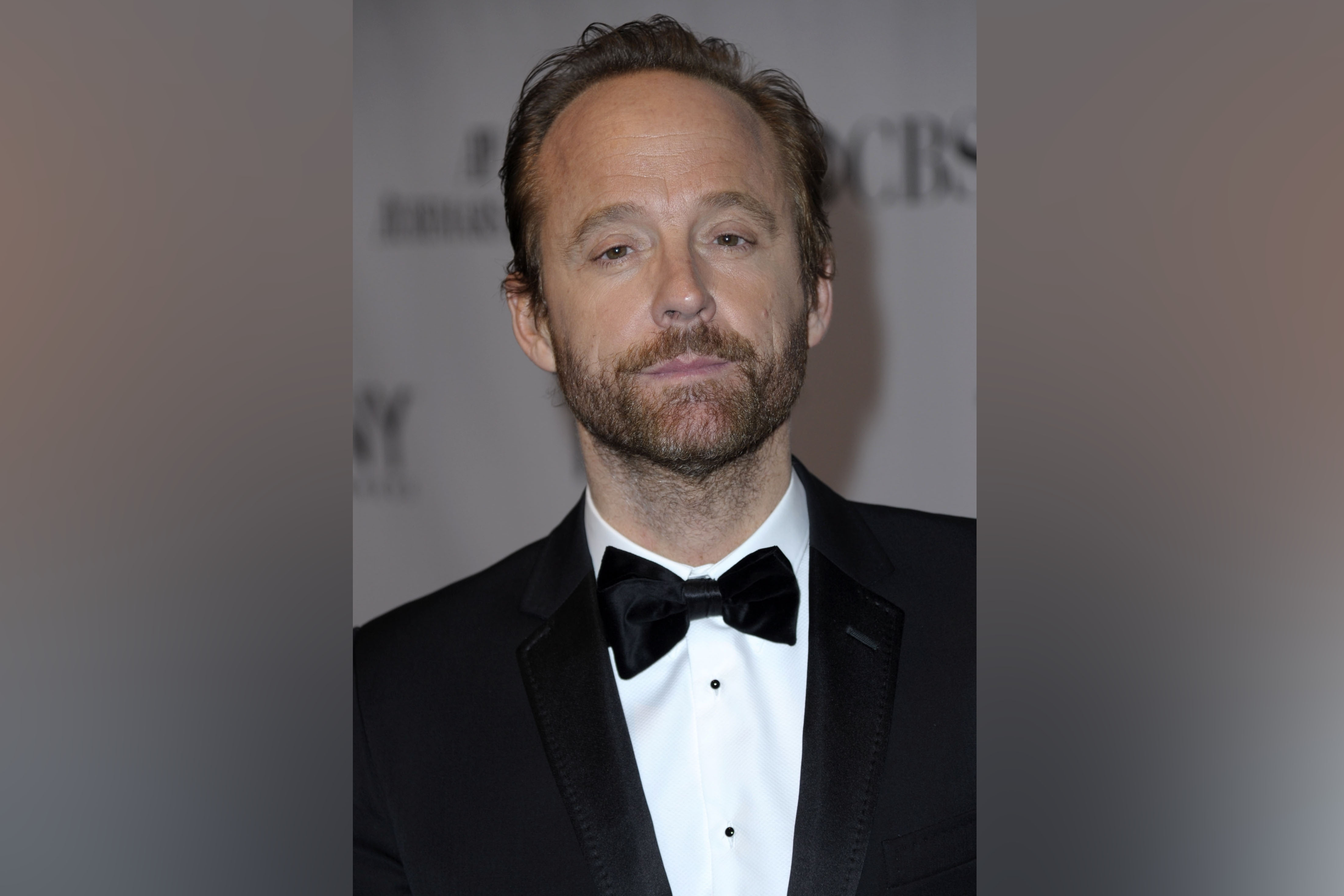 epa02777895 Actor John Benjamin Hickey from the play 'The Normal Heart' arrives for the Tony Awards 2011 at the Beacon Theatre in New York, New York, USA, 12 June 2011. The annual awards honor excellence in Broadway theatre.  EPA/PETER FOLEY