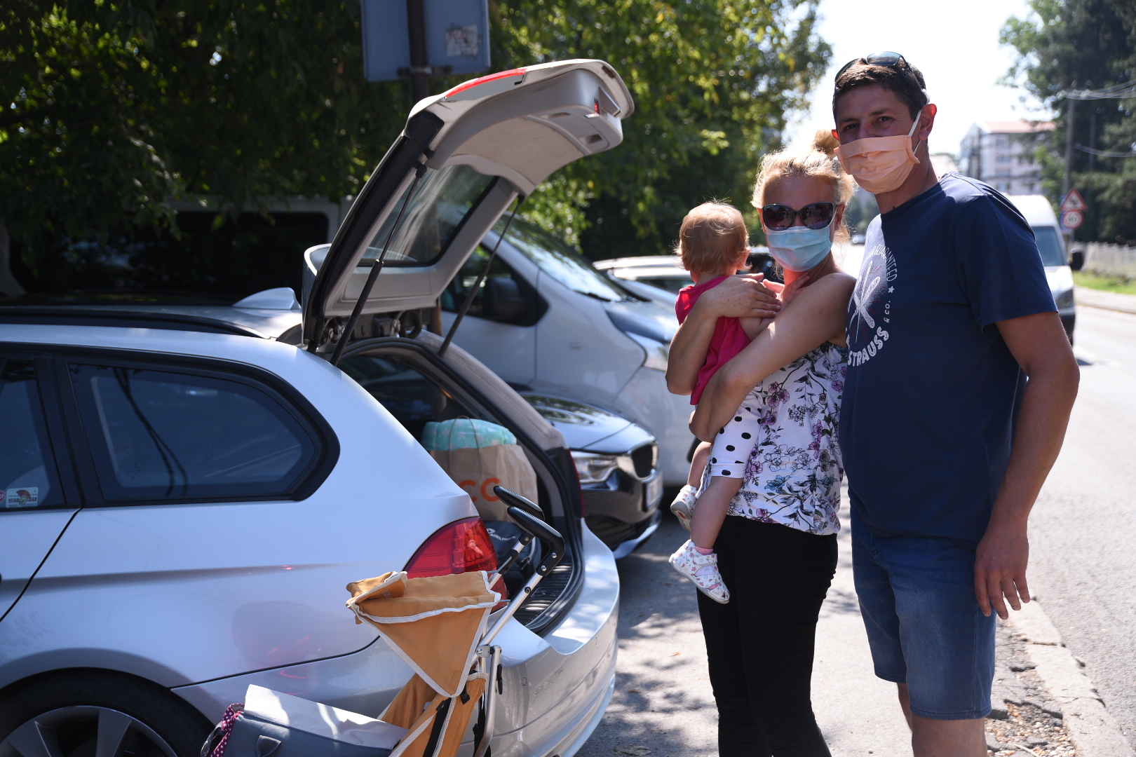 Beograd 10. avgust 2020. Red za testiranje ispred Instituta Torlak Foto:Dragan Mujan/Nova.rs