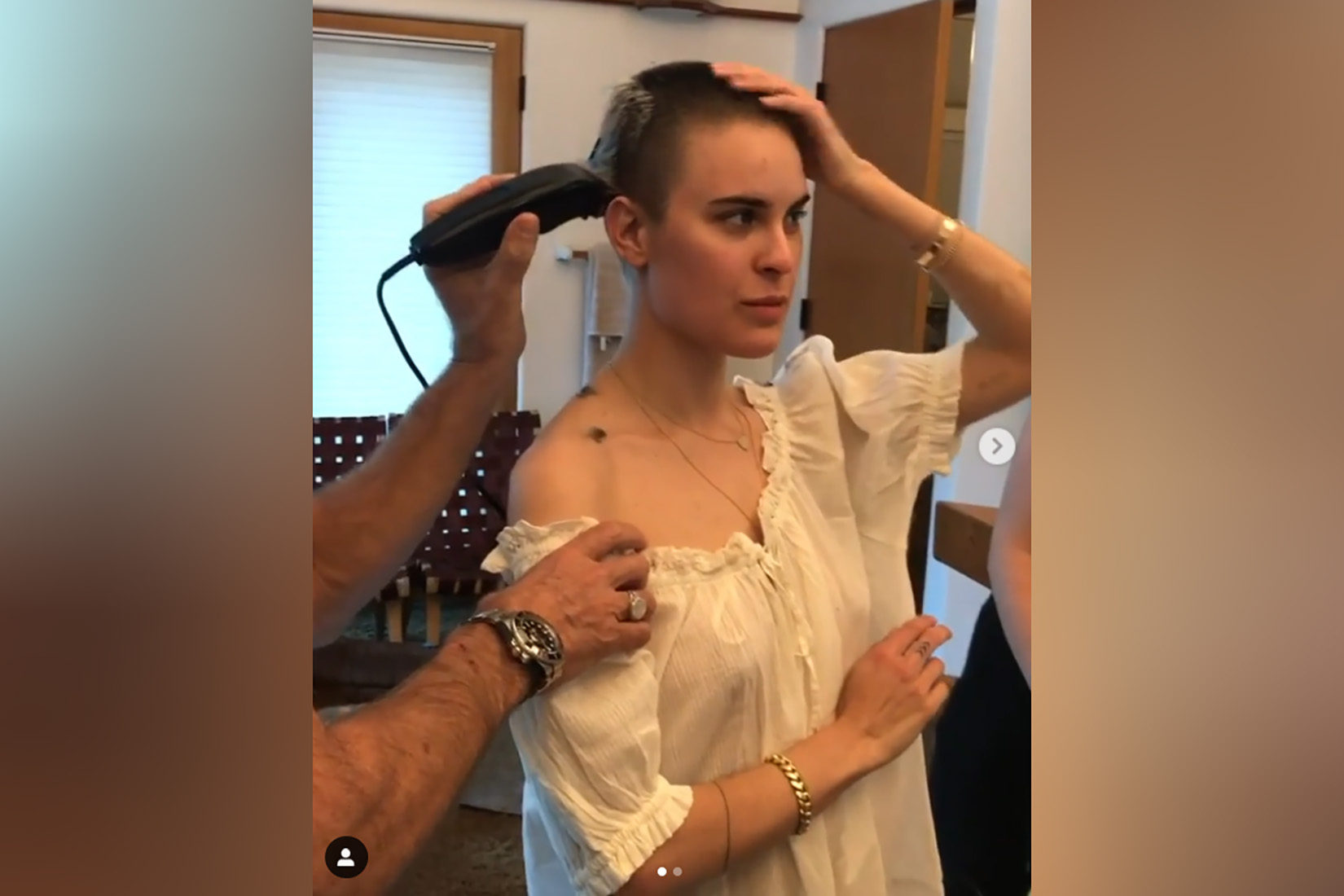 Brus Vilis, Rumor Vilis, šišanje Foto: Printscreen/Instagram/Buuski