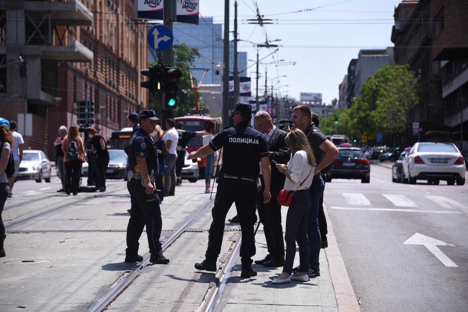 Beograd 13.06.2020. Protest ispred Vlade Srbije, odbranimo reke, vazduh, prirodu, odbranimo reke stare planine, Foto: Dragan Mujan/Nova.rs