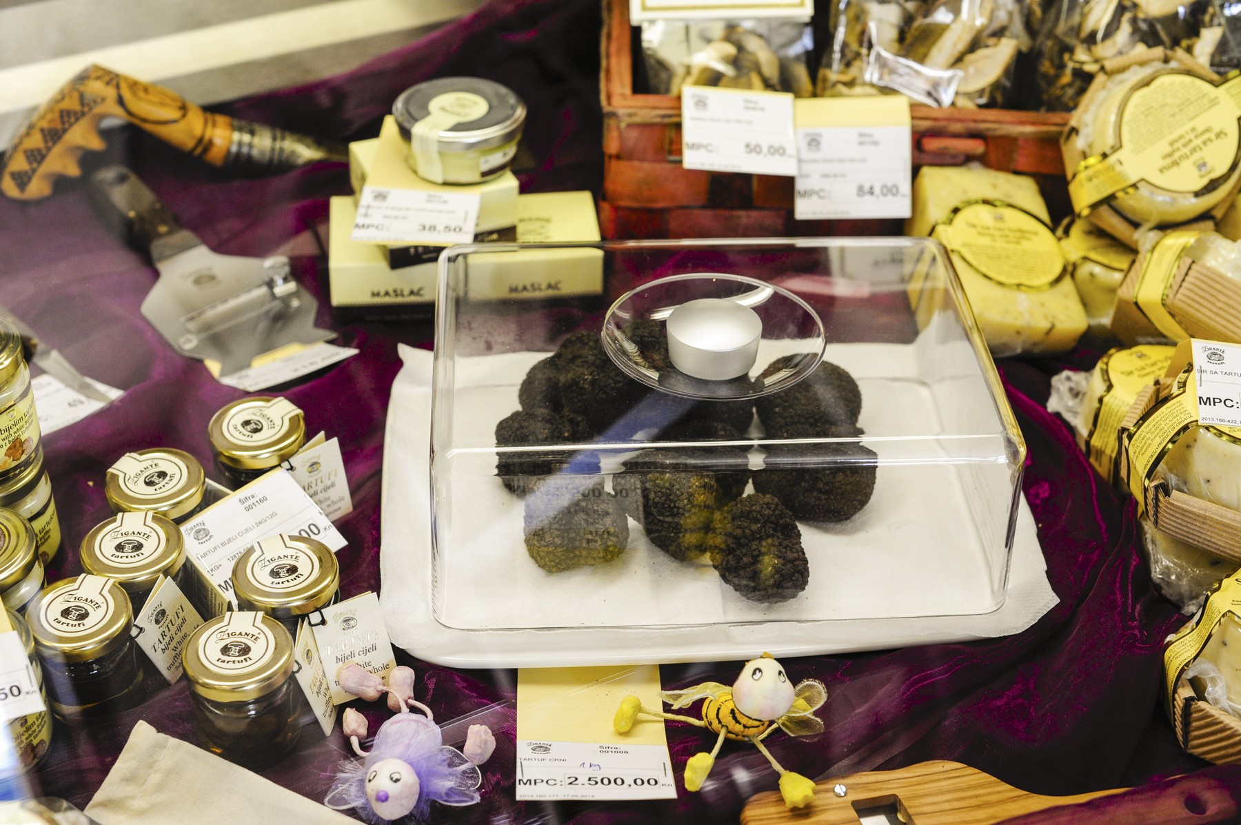 Istria, Croatia, Zigante Truffle Restaurant, tartufi, Livade,Image: 268525940, License: Rights-managed, Restrictions: , Model Release: no, Credit line: www.allover.cc/Karl Thomas / allOver Photo / Profimedia