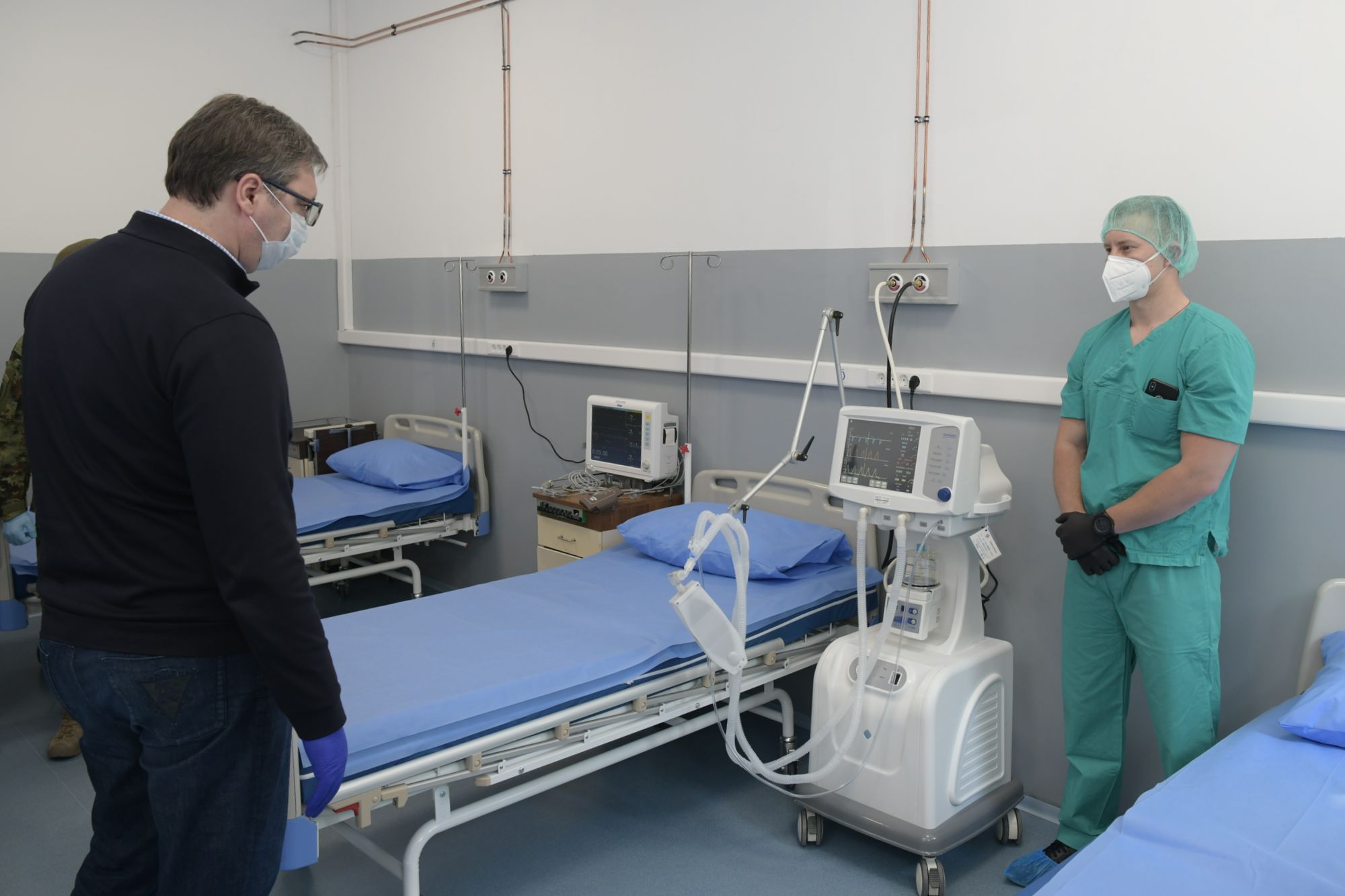 Aleksandar Vučić, obilazak, poseta, VMC Karaburma, Vojnomedicinski centar Karabrurma, koronovairu, kovid bolinica, Covid 19 bolnica Foto: Goran Srdanov/Nova.rs