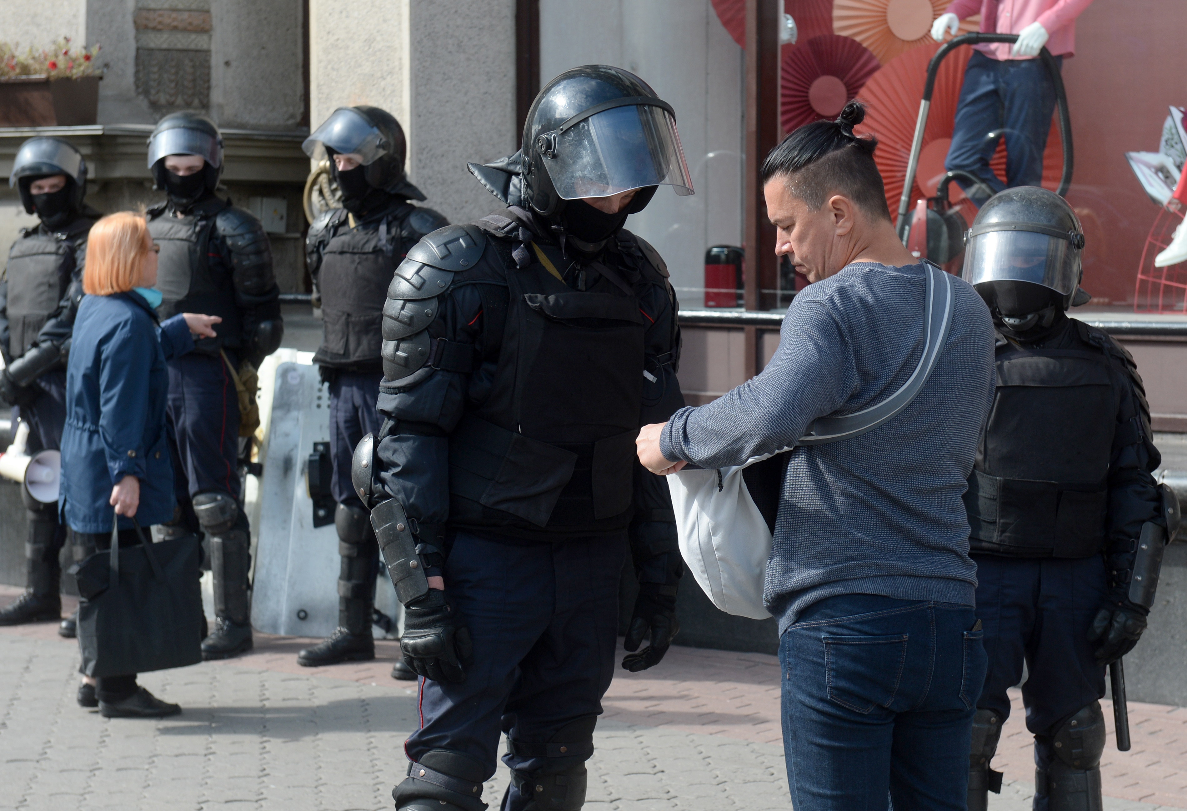 Opposition protests continue in Minsk