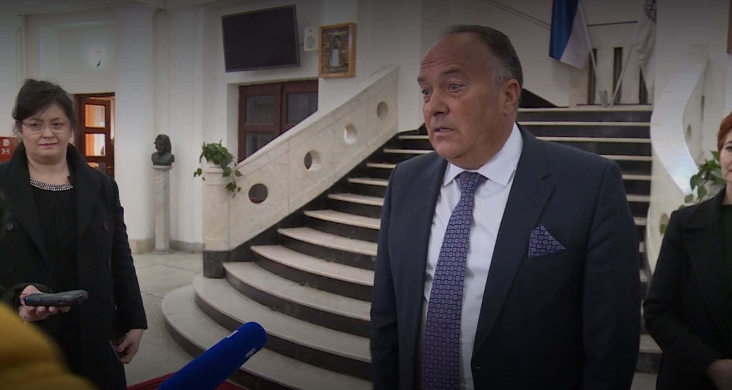 Mladen Šarčevic napad na novinare Foto:Screenshot TV N1