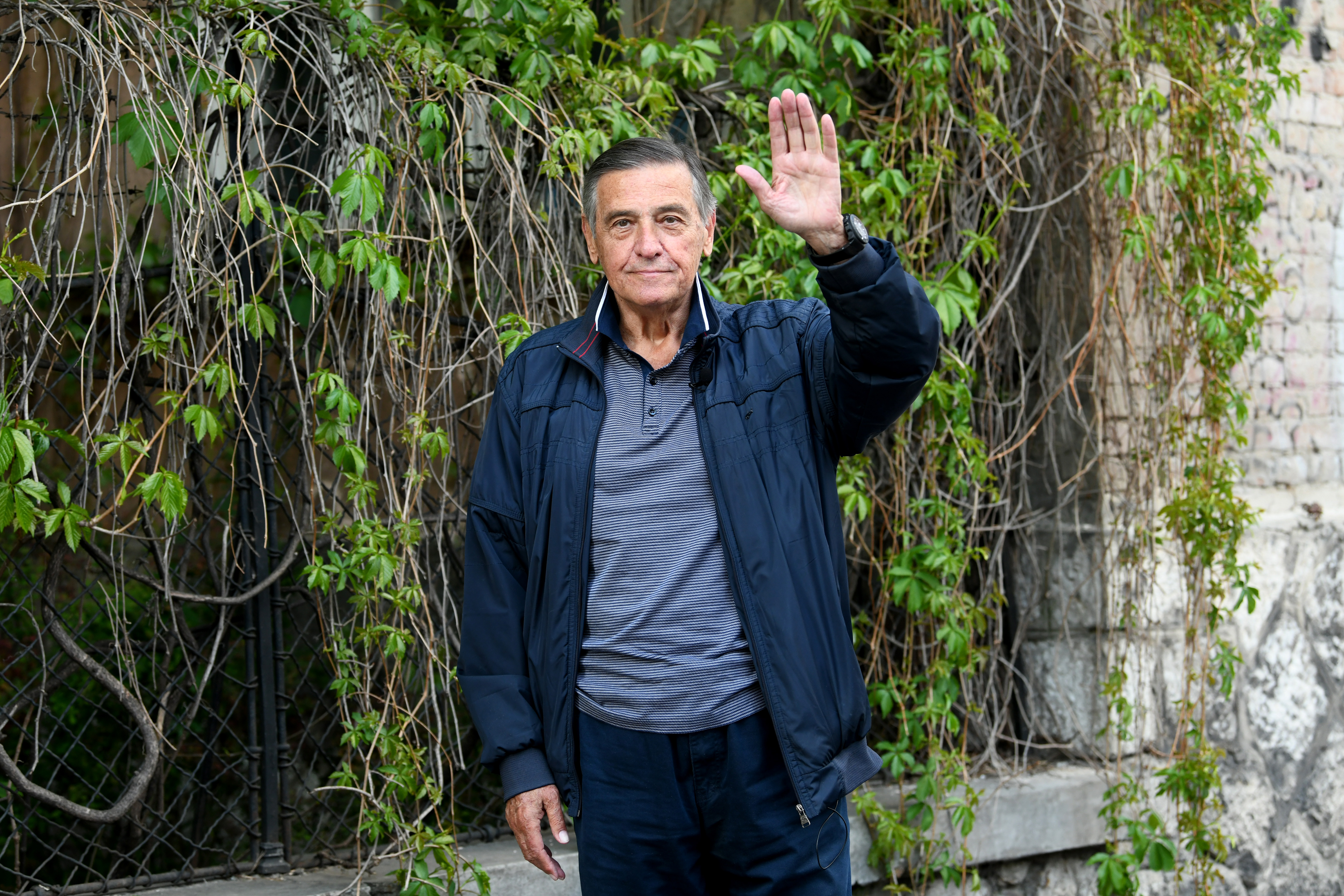 BEOGRAD 21.04.2020 Milutin Mrkonjić, šetnja sa penzionerima, prvi put šetnja starijih osoba, penzioneri Foto:Vesna Lalić/Nova.rs