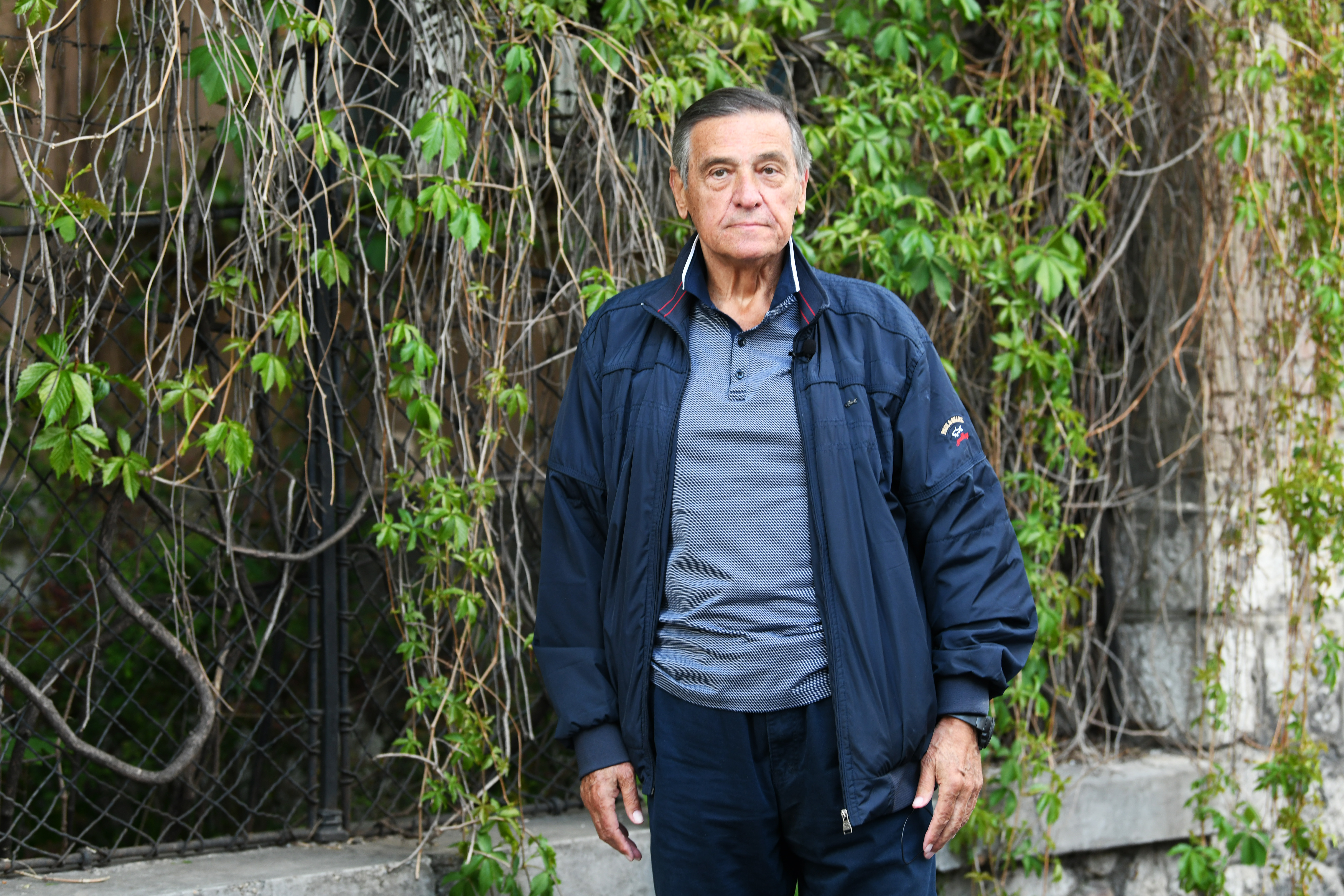 BEOGRAD 21.04.2020 Milutin Mrkonjić, šetnja sa penzionerima, prvi put šetnja starijih osoba, penzioneri Foto:Vesna Lalić/Nova.rs