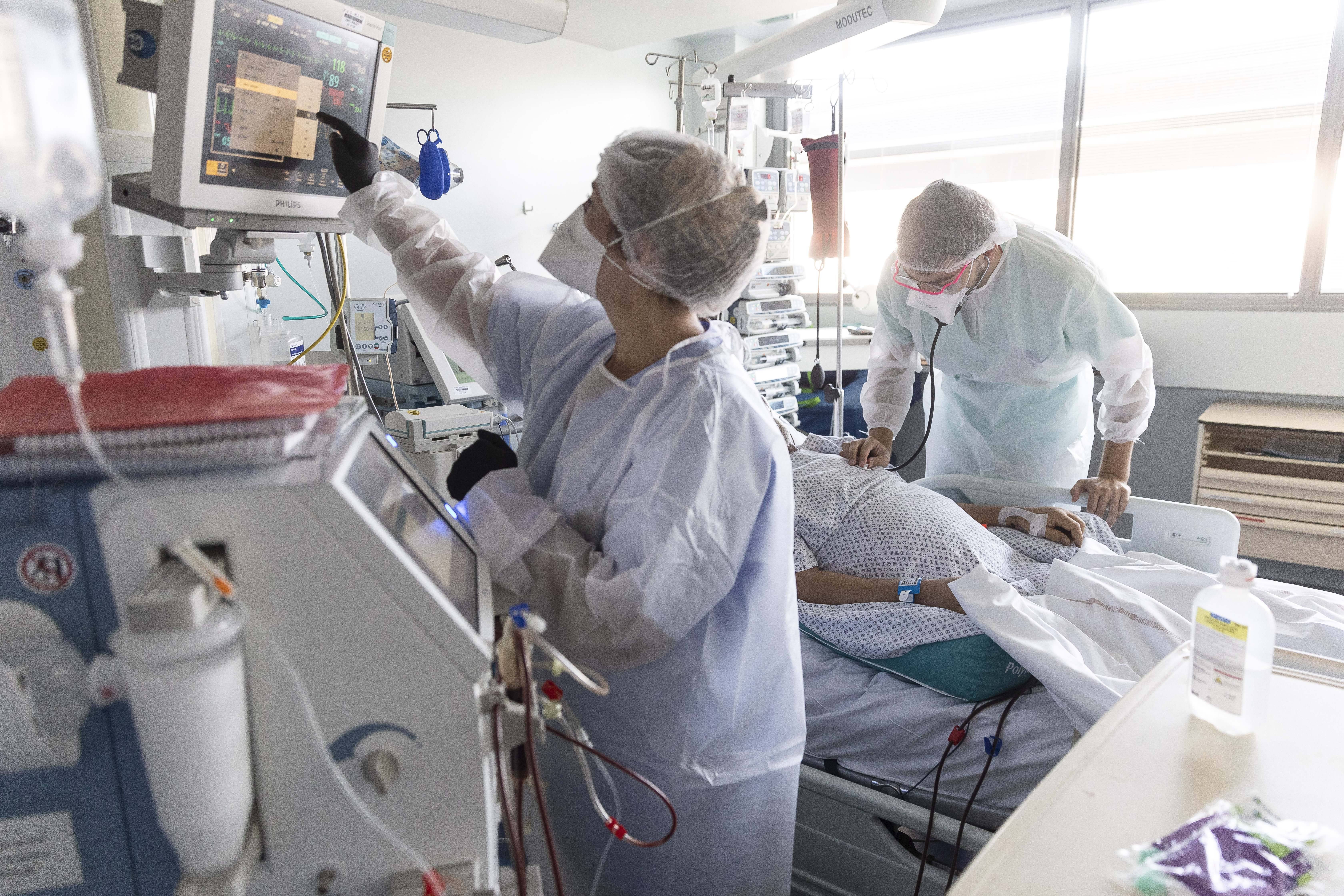 Virus Outbreak France