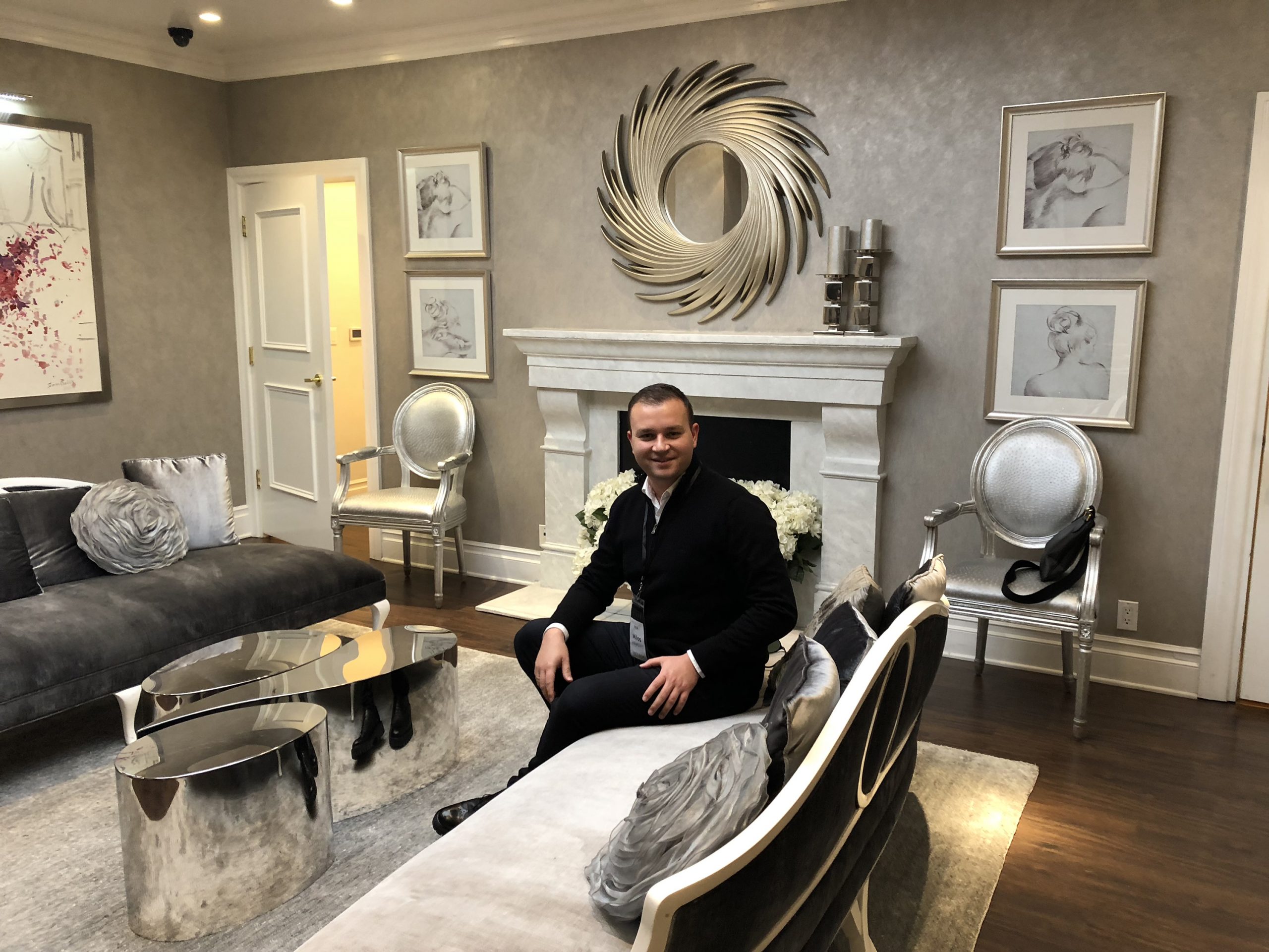 Slika na klinici kod dr S.Ourina na Beverly Hills-u