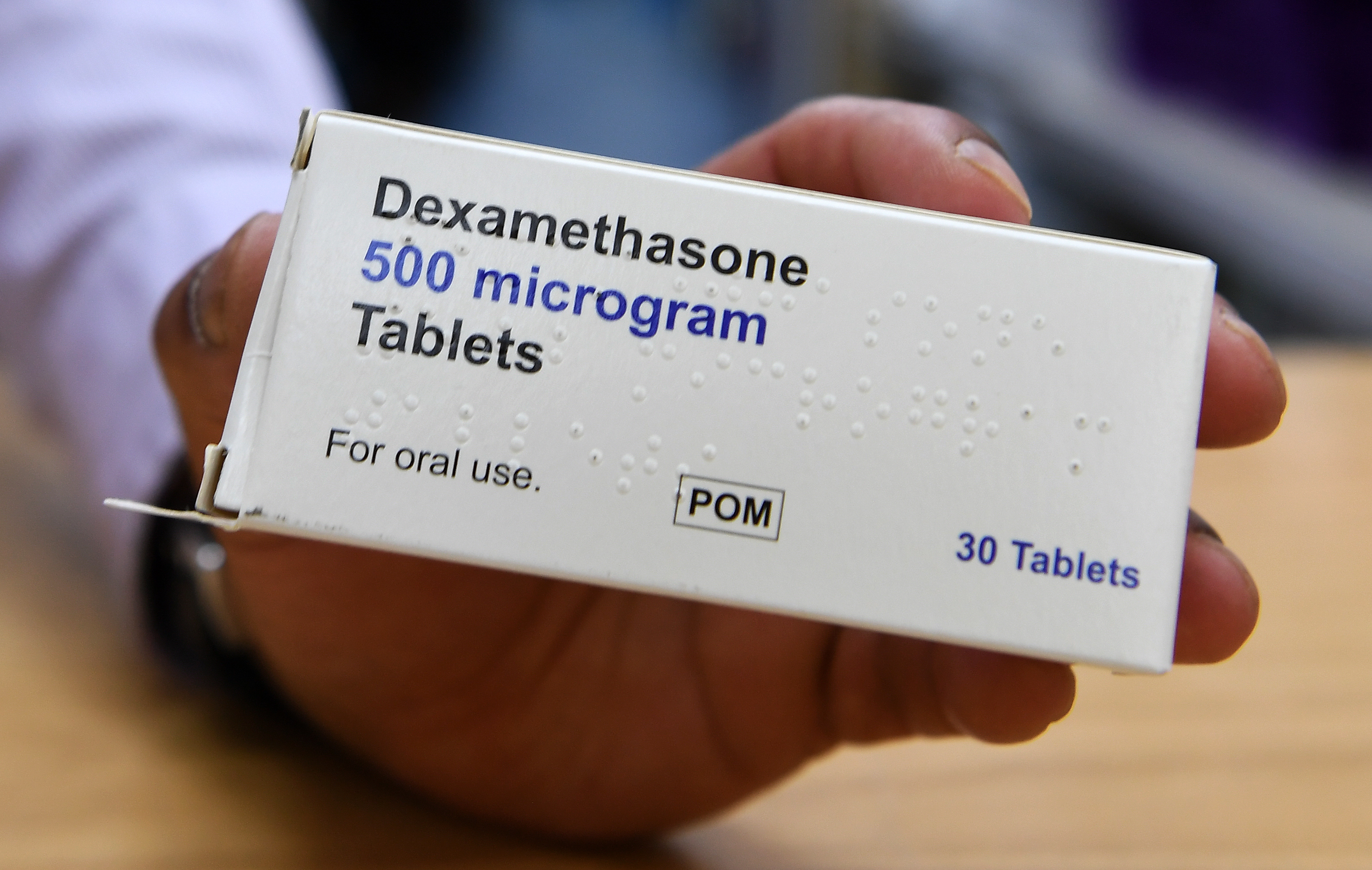 Coronavirus in Britain deksametazona