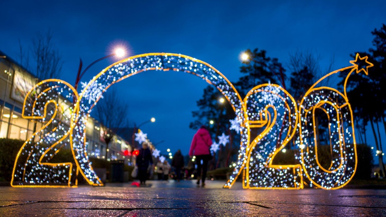 2020 digits in central Irpin city park, Ukraine. Shot in low focus. Twenty twentieth year bokeh background.,Image: 489932993, License: Royalty-free, Restrictions: , Model Release: no, Credit line: Mykhailo pavlenko / Alamy / Alamy / Profimedia