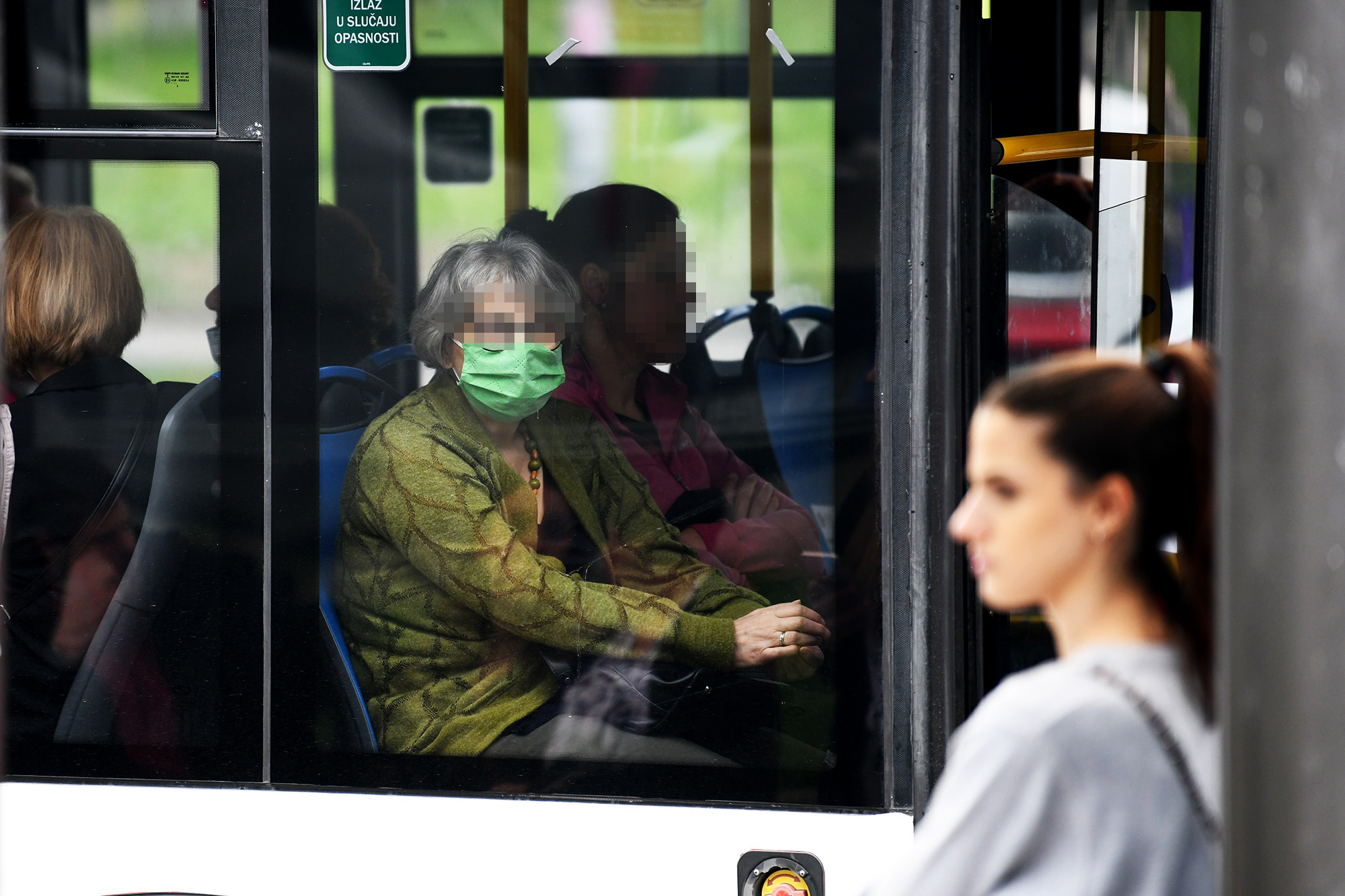BEOGRAD 11.06.2020 Autobus, GSP, maske, korona, koranavirus, mere zaštite Foto: Vesna Lalić/Nova.rs
