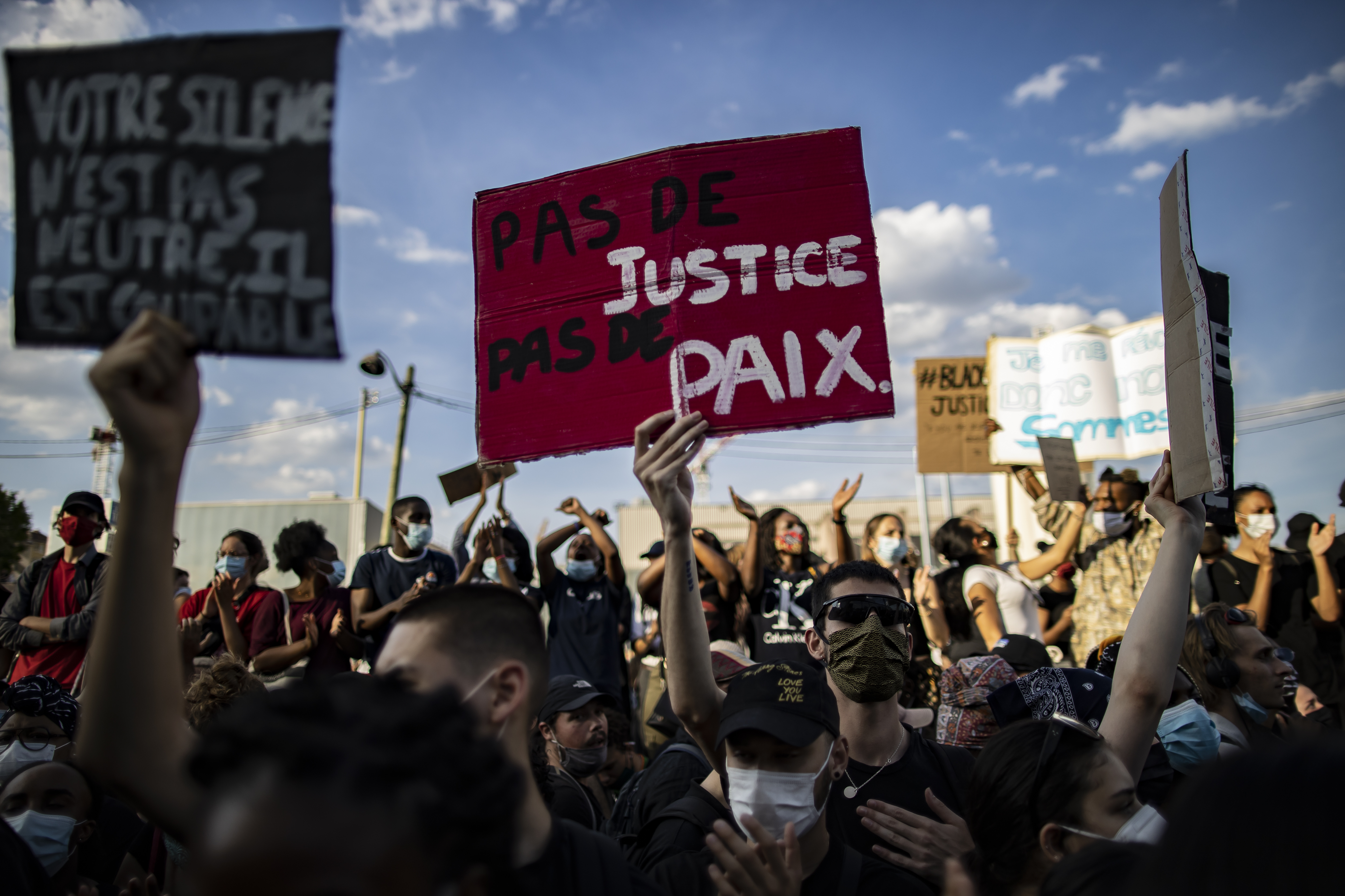 Protest in Paris against US police brutality