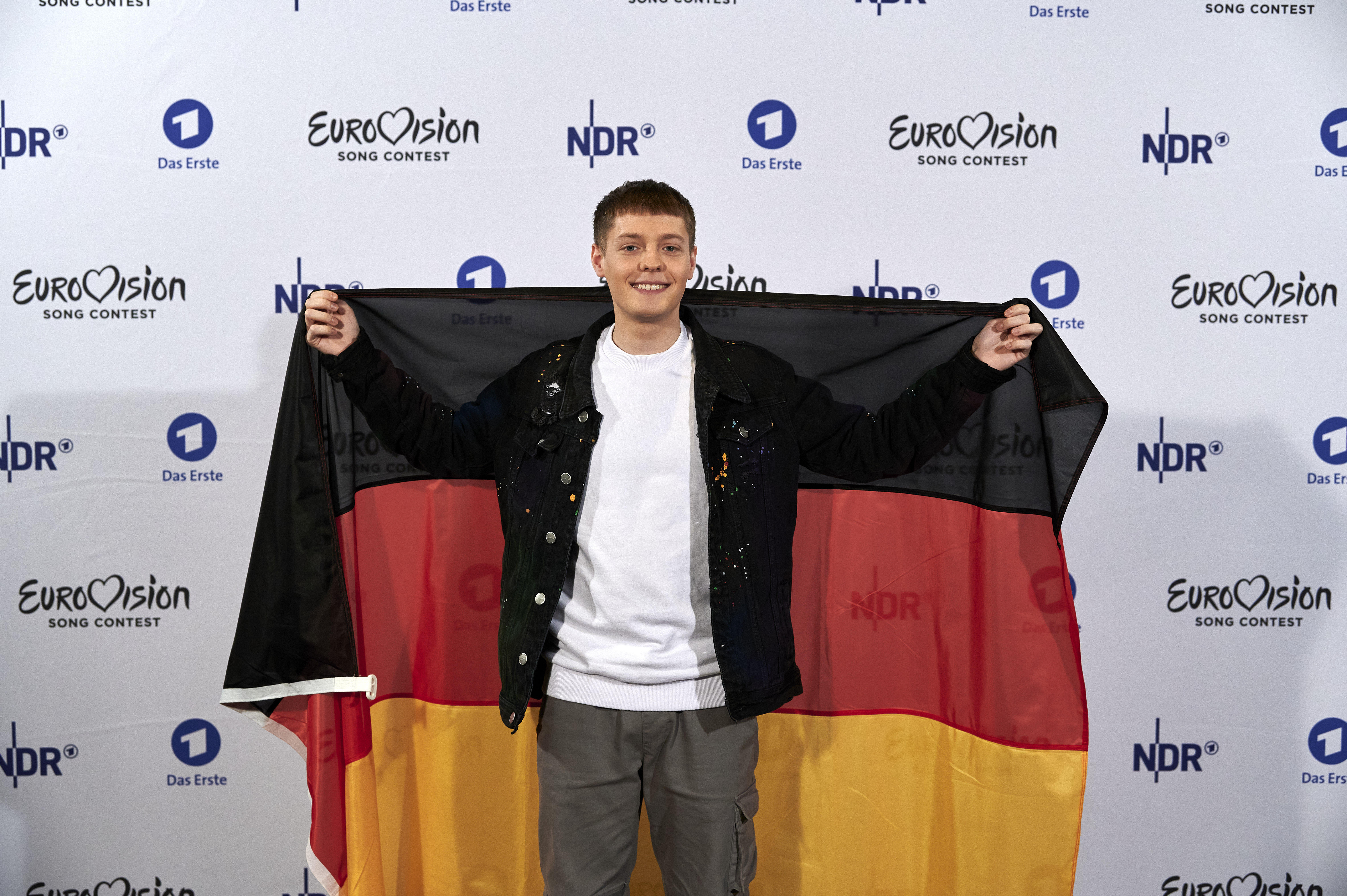 Hamburg 27.02.2020. Ben Dolić, Benjamin Dolić, pevač, slovenački pevač, predstavnik Nemačke na pesmi Evrovizije, Evrovizija Foto: EPA-EFE/MARTIN ZIEMER