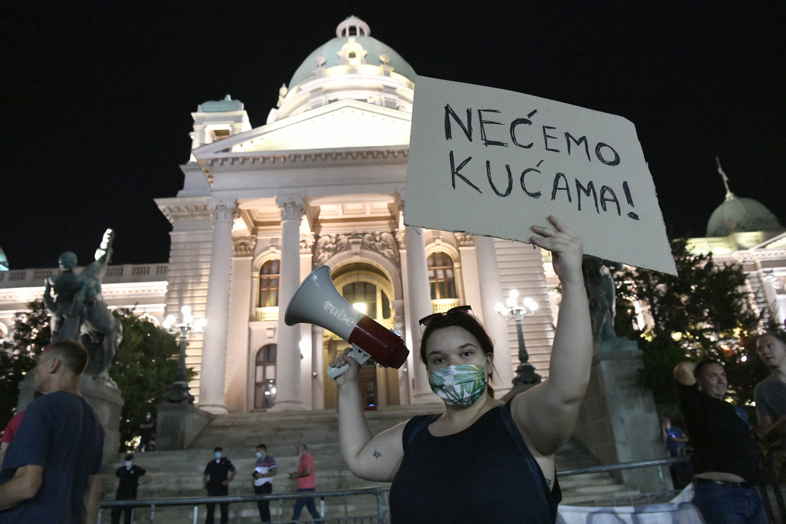 Beograd 02.07.2020. Transparent. Skupština, Iseljavanje studenata iz Studentskog doma, Studentski grad, Studenti Foto: Vesna Lalić/Nova.rs