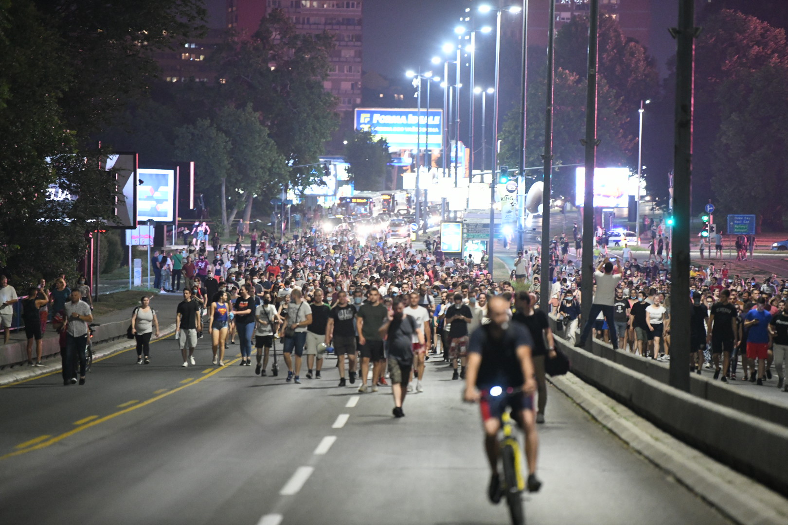Beograd 02.07.2020. Iseljavanje studenata iz Studentskog doma, Studentski grad, Brankov most, Studenti Foto: Vesna Lalić/Nova.rs