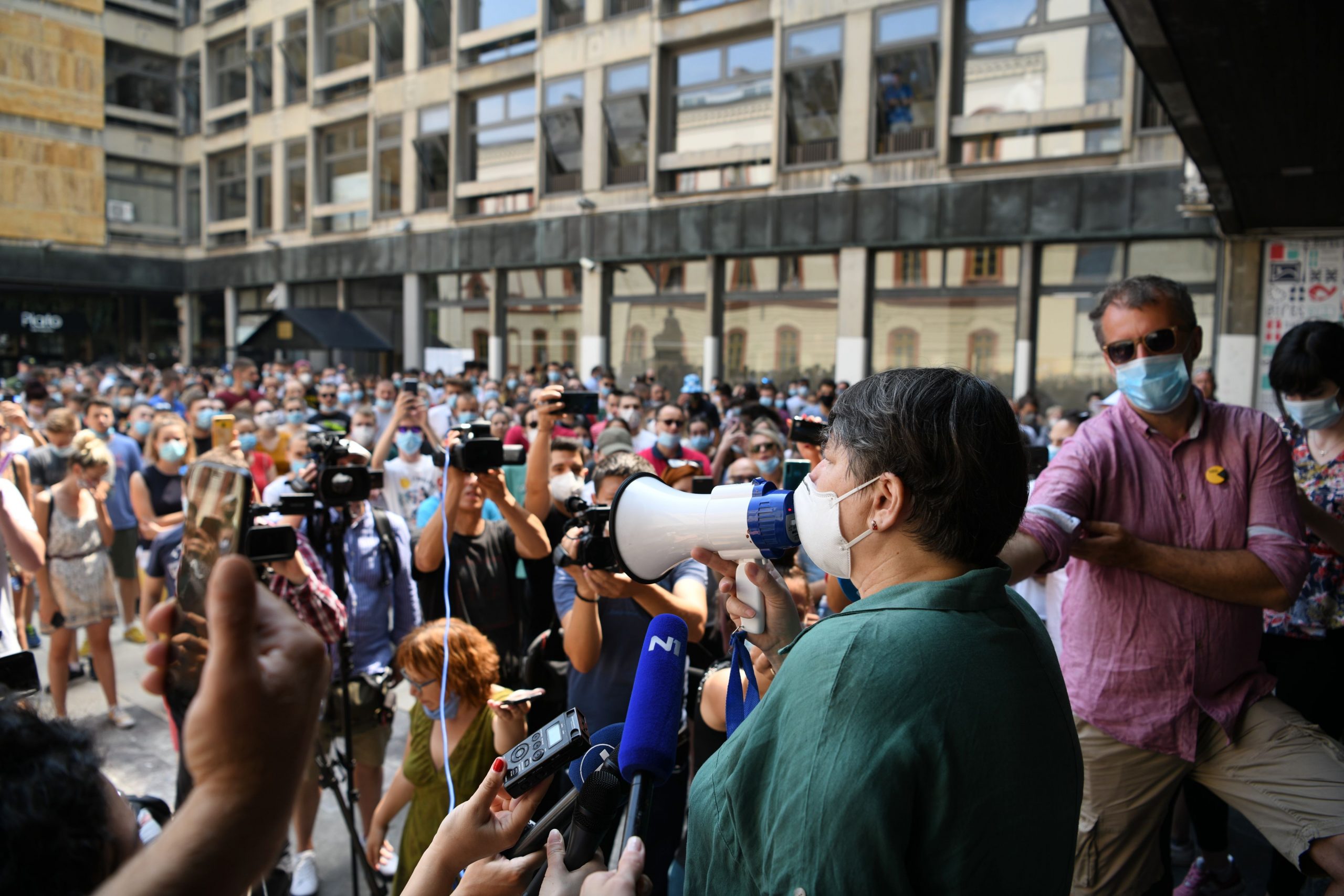 Beograd, 03.07.20220. Filozofski fakultet, plato, protest, studenti Foto: Filip Krainčanić/Nova.rs