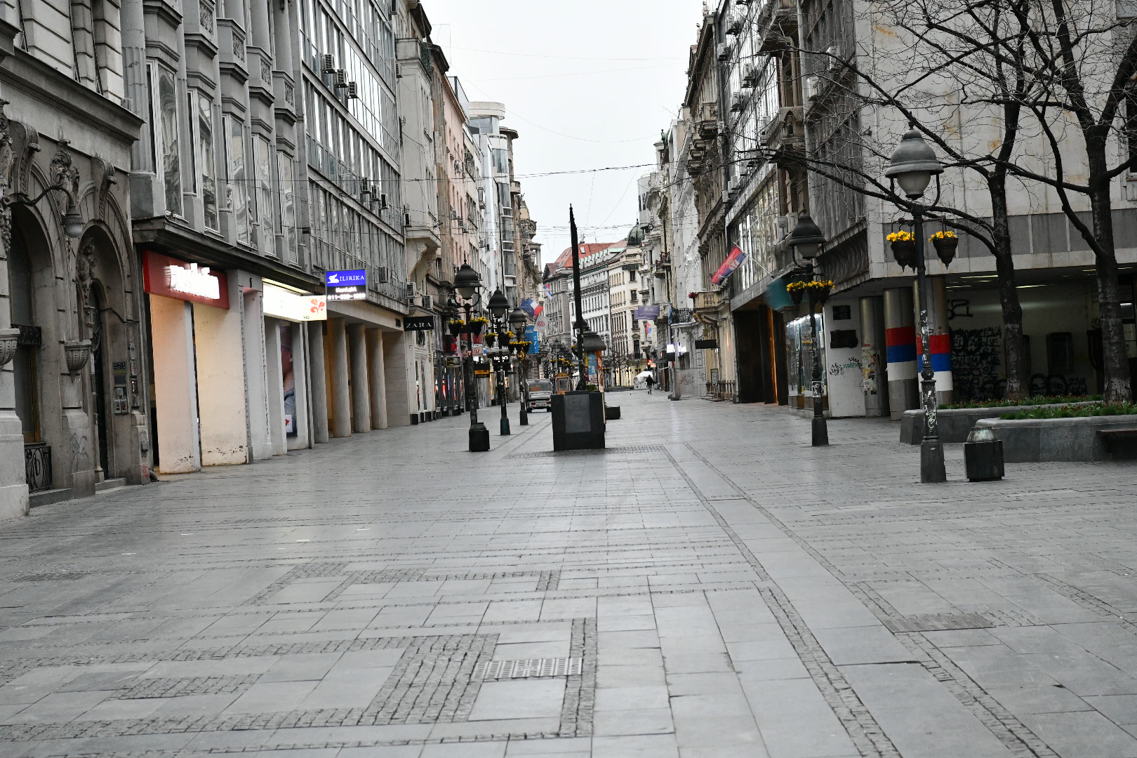 Beograd 22.03.2020. Beogradske ulice pred policijski čas uveden od 17 sati vanredno stanje sled pandemije koronavirusa prazan grad, prazne ulice, prazno  Knez Mihailova ulica Foto:Vladislav Mitić/Nova.rs