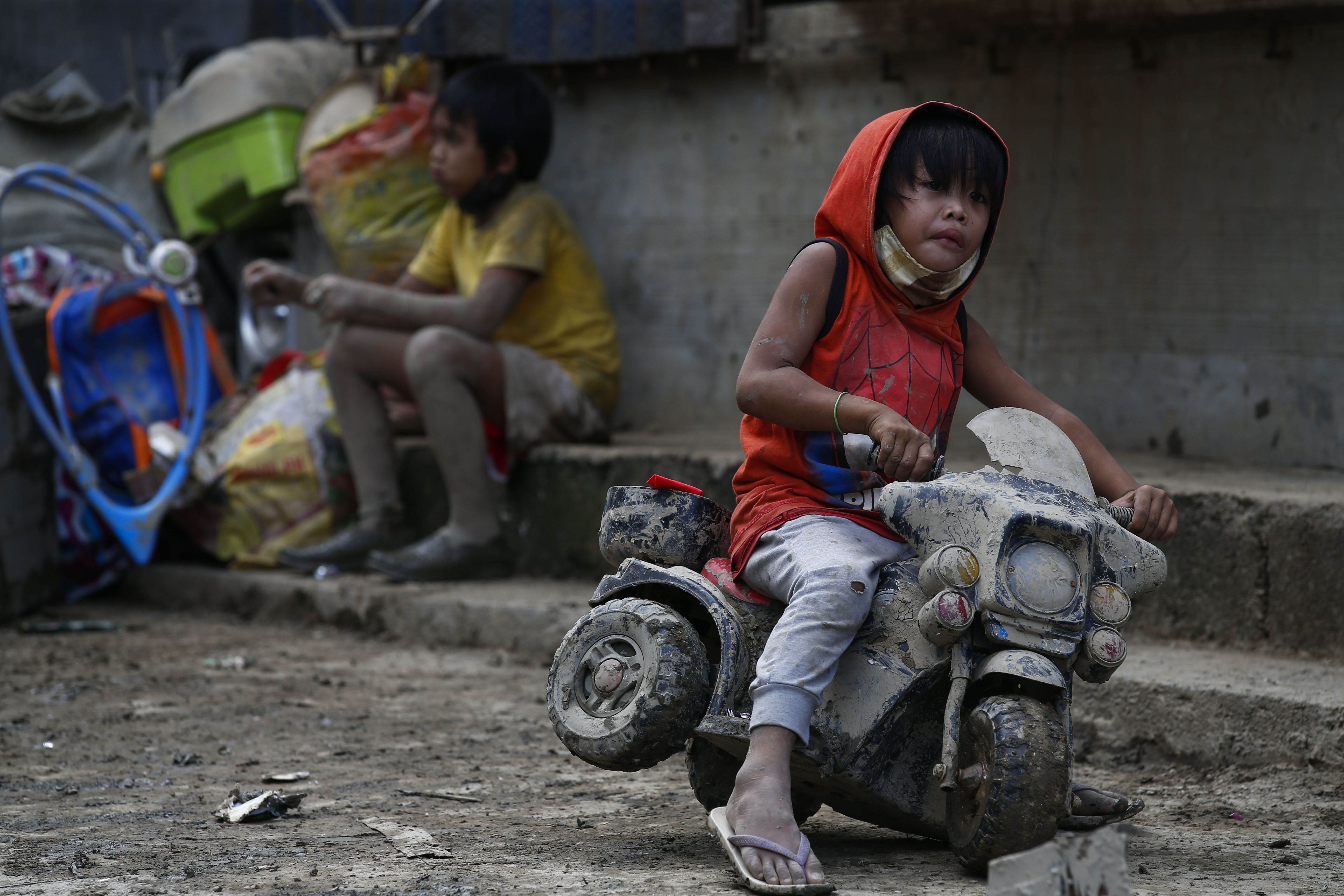 At least 67 dead as Typhoon Vamco batters Philippines