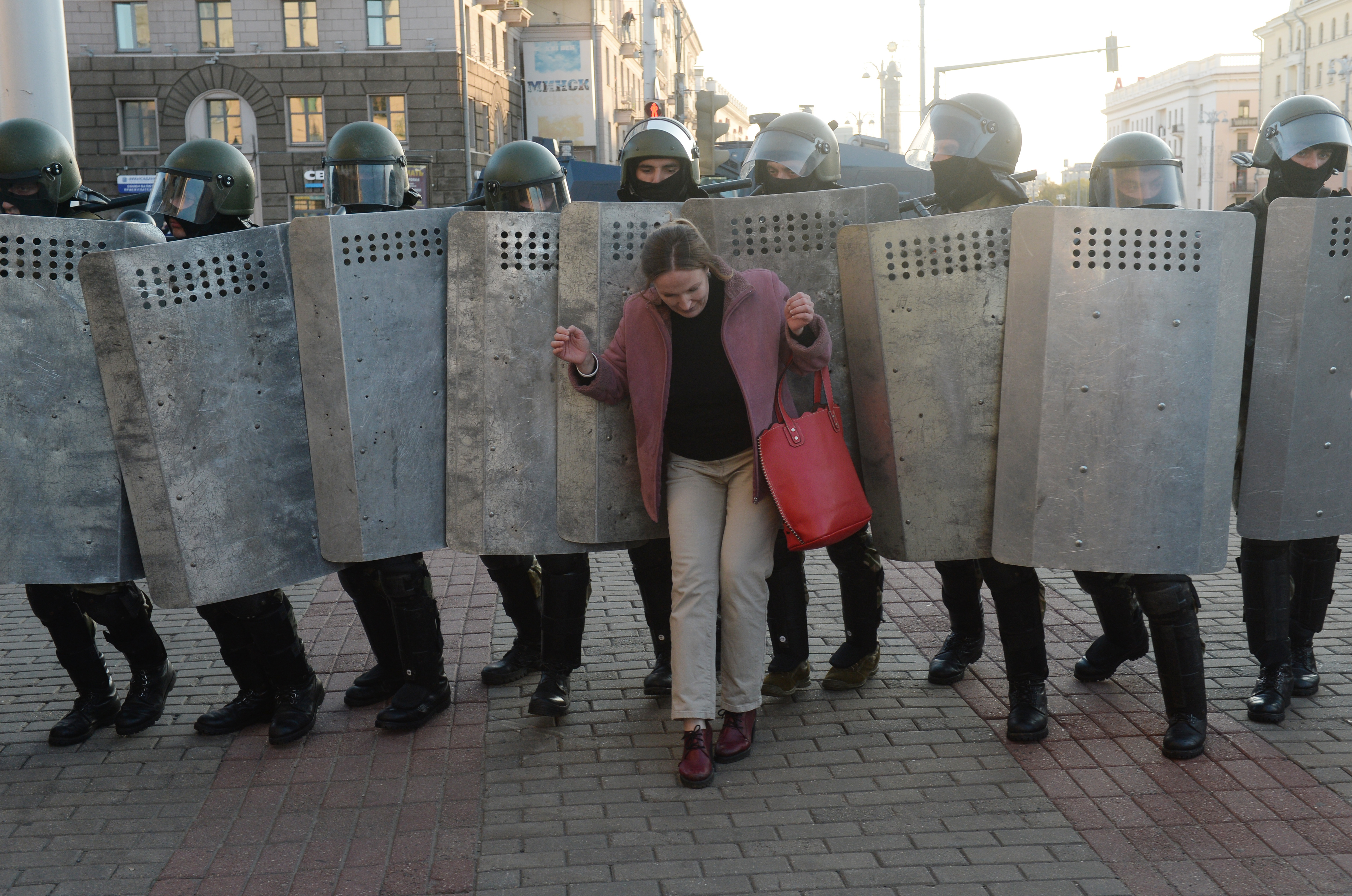 Opposition protests continue in Minsk