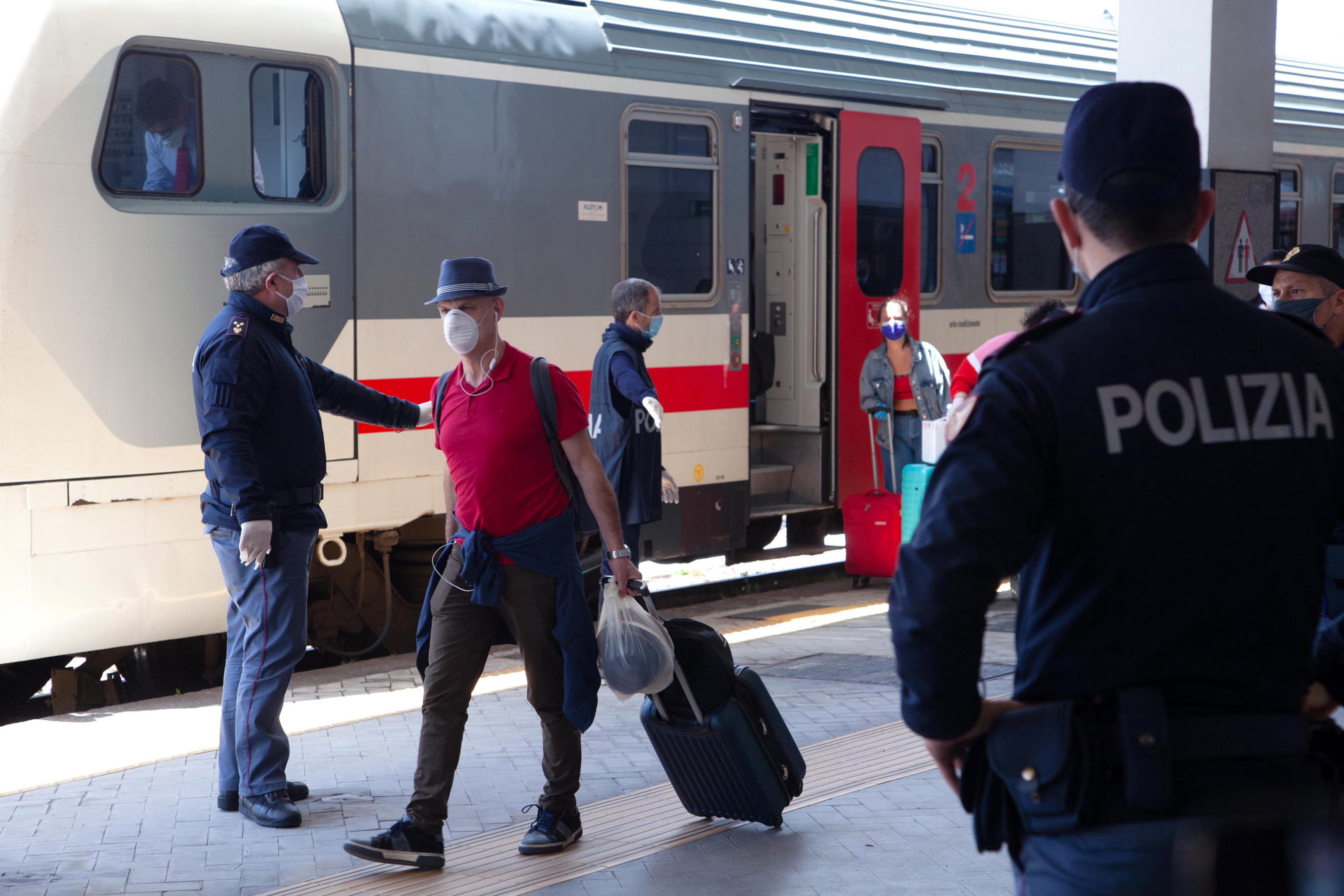 Italija, koronavirus, vozovi