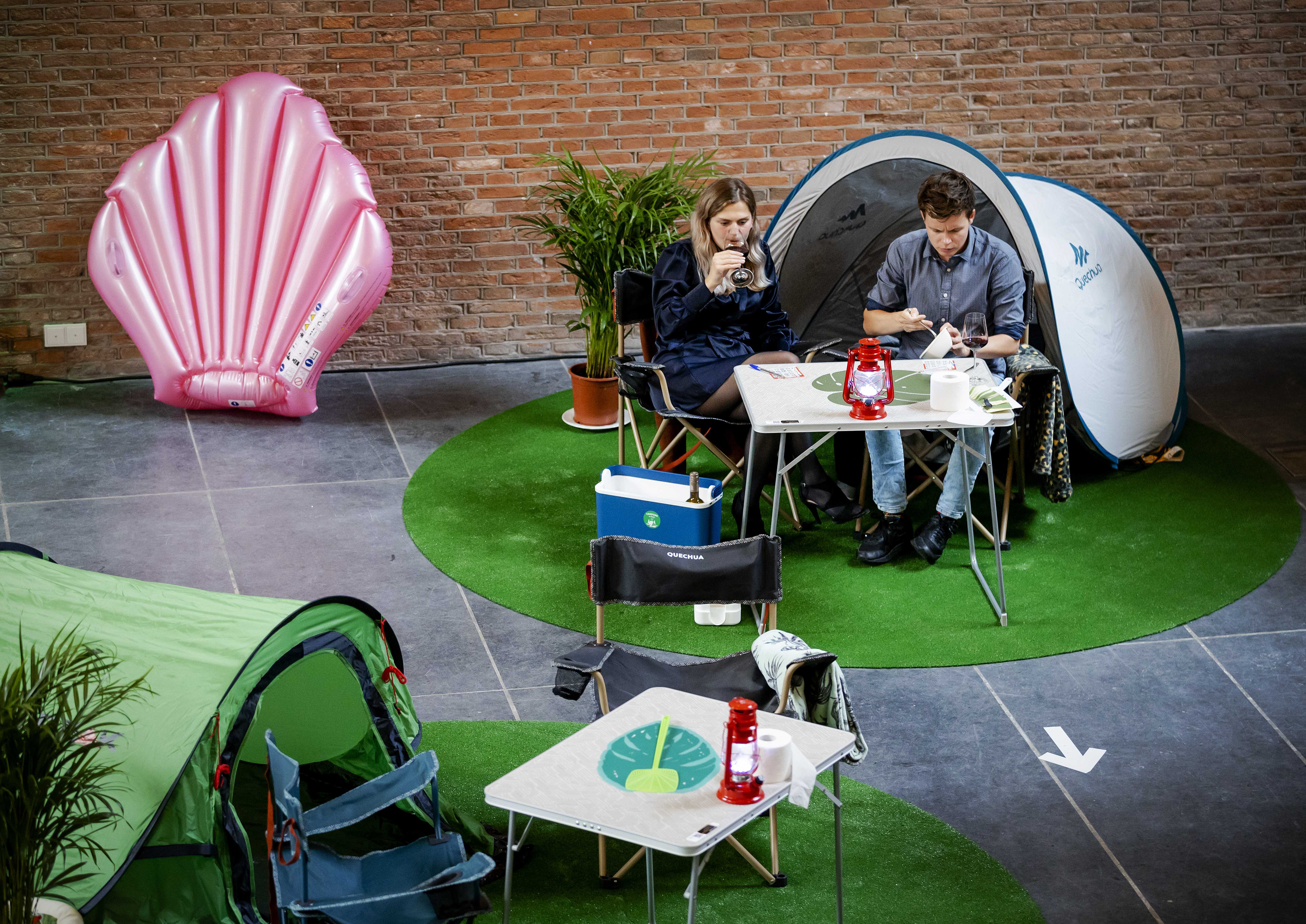 Camping at Olof's in Amsterdam - Chef Chris Naylor opens BBQ restaurant