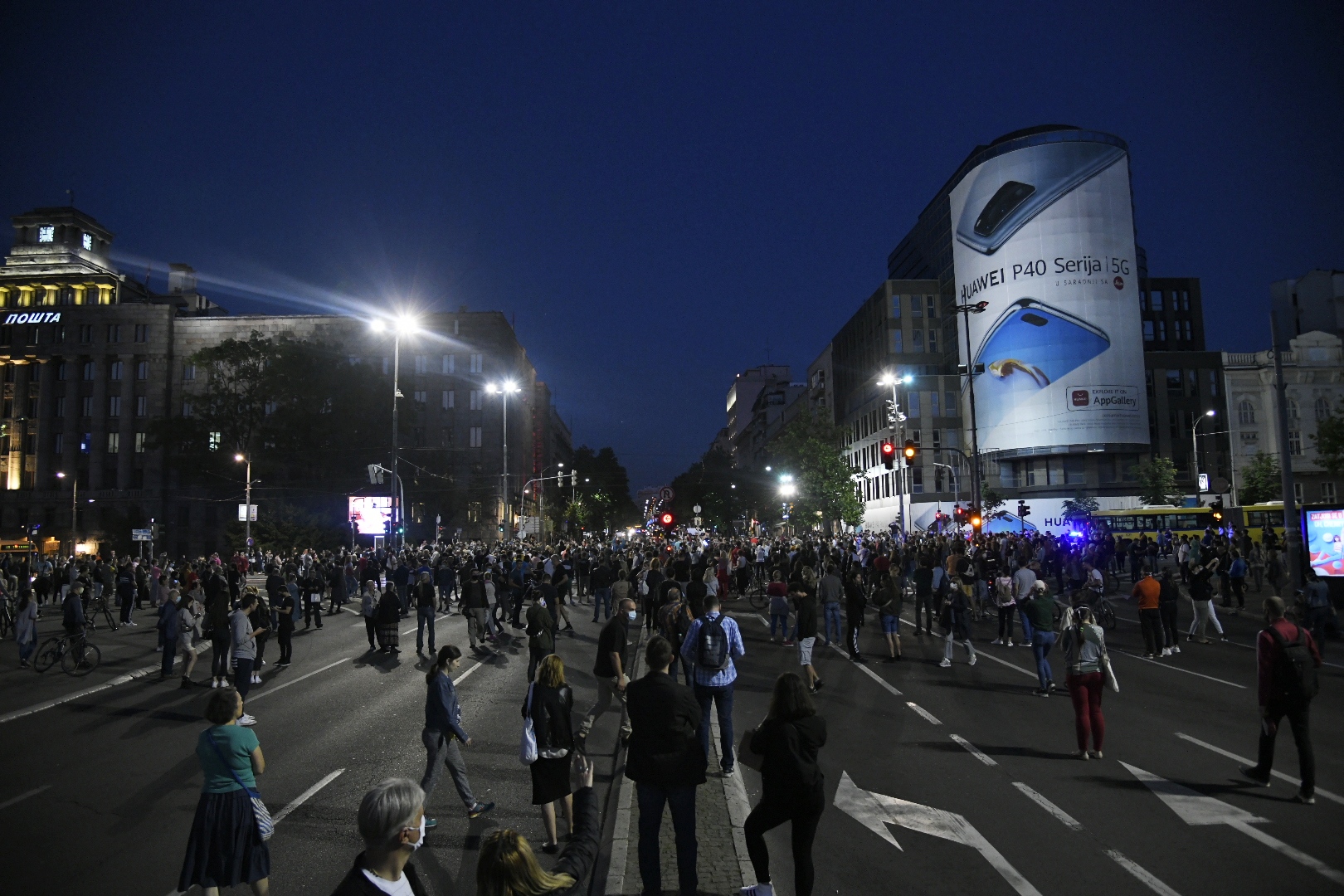 Beograd, 07.07.2020. Skupština, Spontani Protest protiv Vučića i policijskog časa Foto: Nemanja Jovanović/Nova.rs