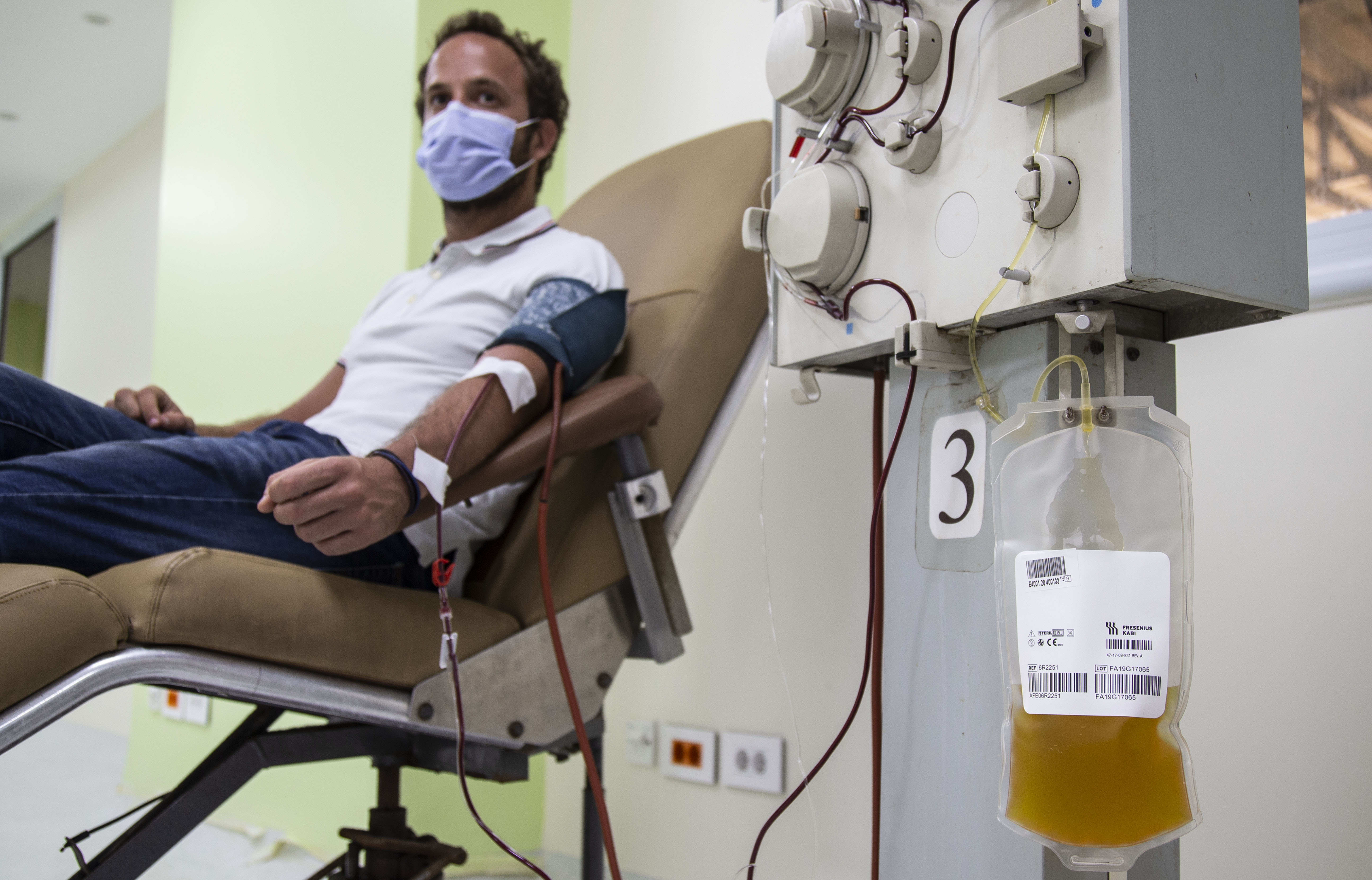 rehabilitacioni centri koronavirus, Recovered Covid-19 patients donate blood plasma in Egypt