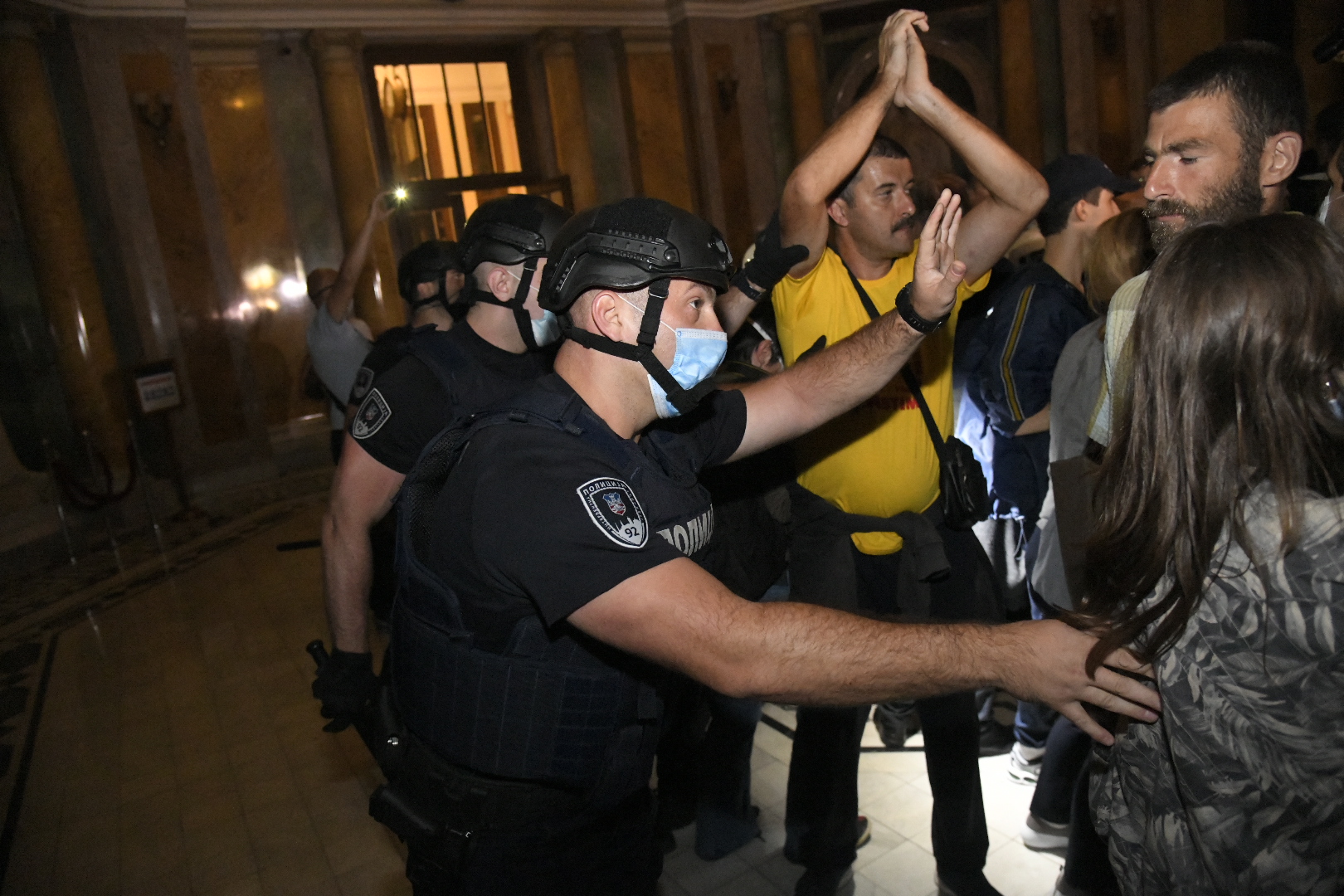 Beograd, 07.07.2020. Skupština, Spontani Protest protiv Vučića i policijskog časa Foto: Nemanja Jovanović/Nova.rs