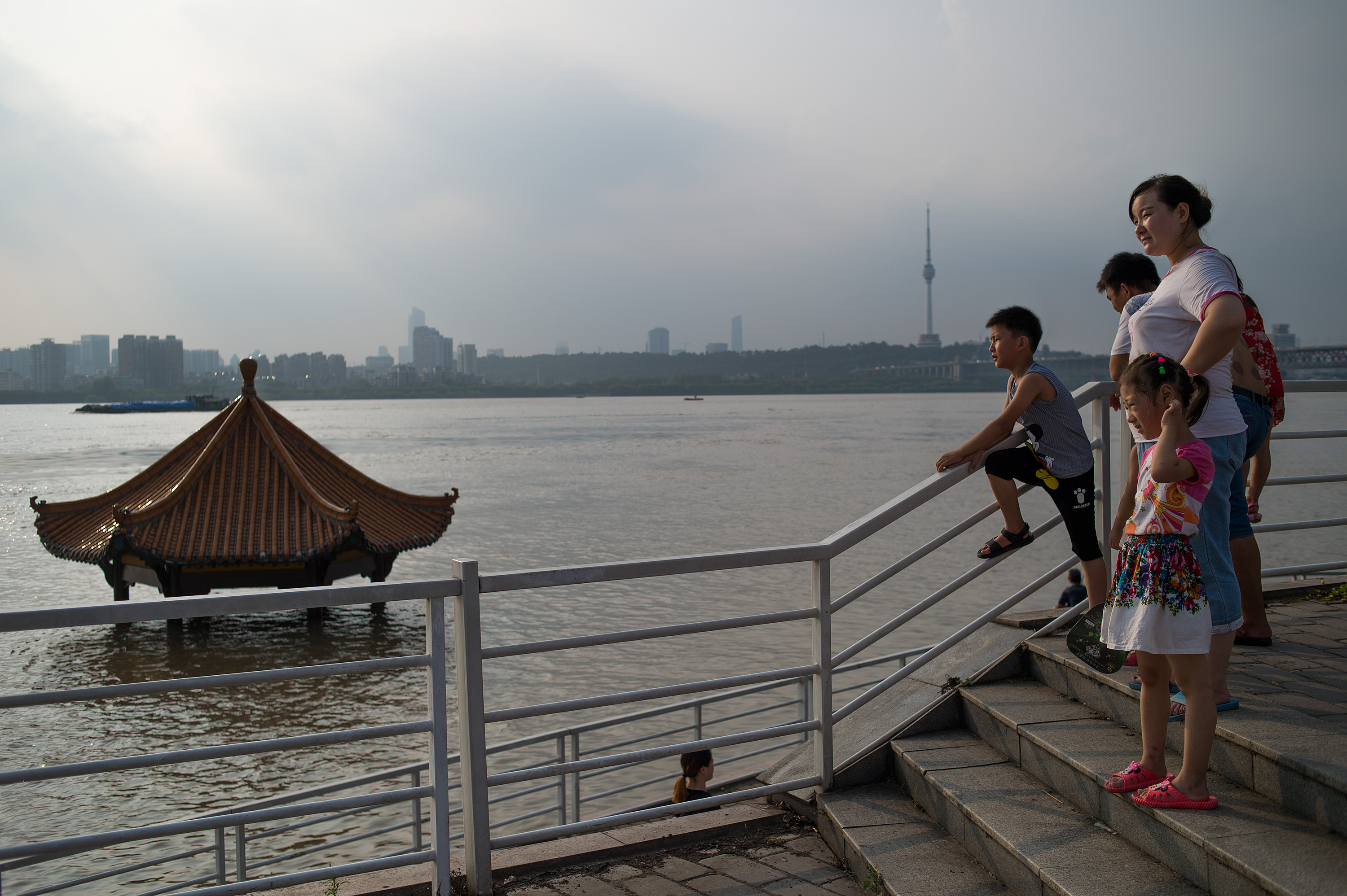 Dozens of people have been killed in the flood in southern China