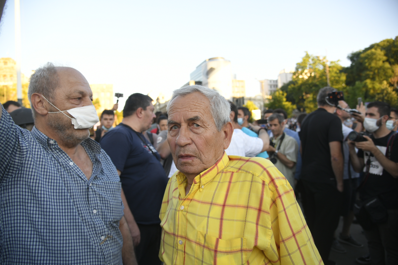 Beograd 09.07.2020. Džo Bagerista. Protest, treći dan, demonstracije, Skupština Srbije, sedenje, mirni protest, ne nasedaj, sedi Foto: Nemanja Jovanović/Nova.rs