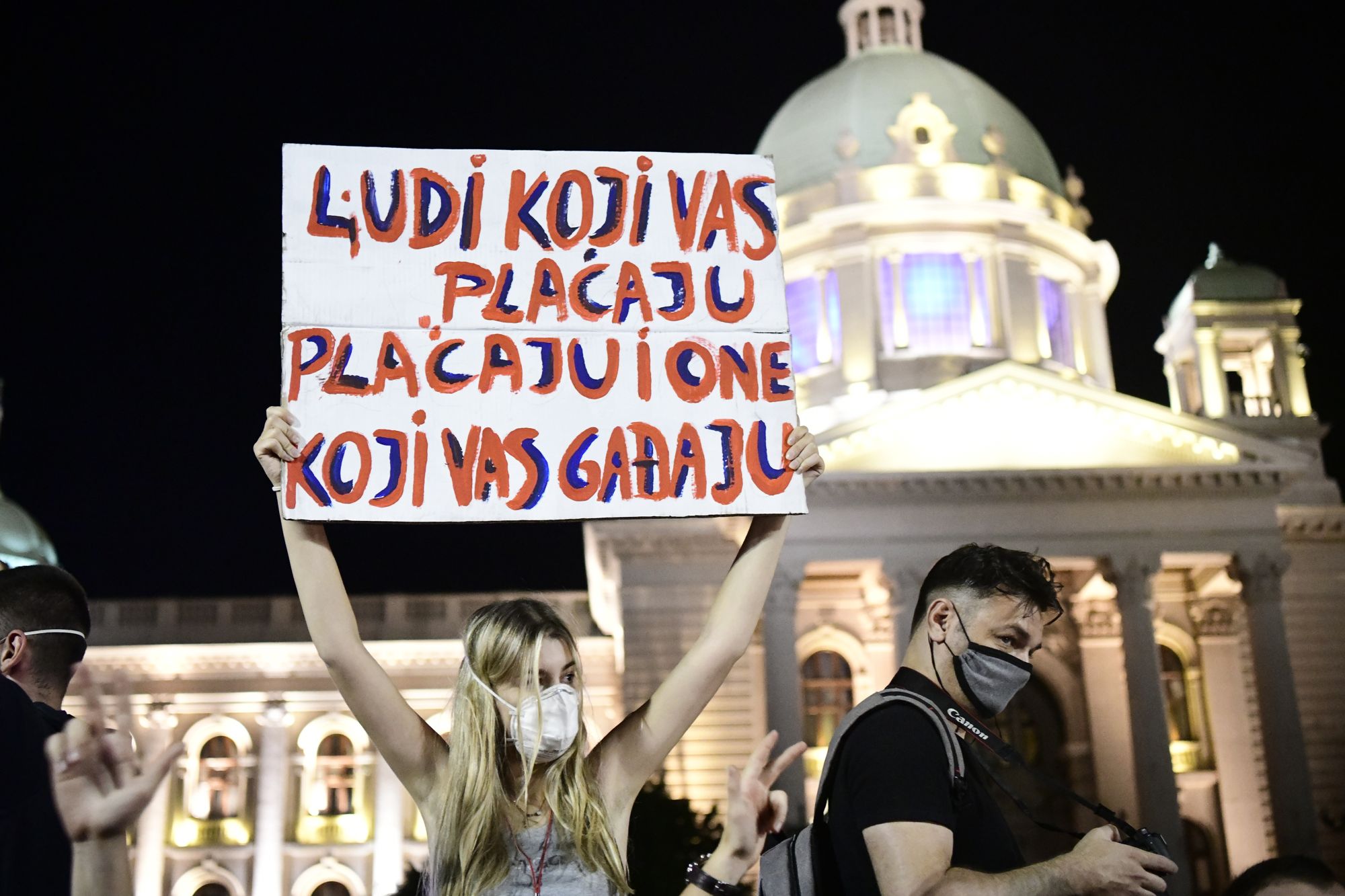 Beograd 09.07.2020. Protest, treći dan, demonstracije, Skupština Srbije, sedenje, mirni protest, ne nasedaj, sedi Foto: Goran Srdanov/Nova.rs