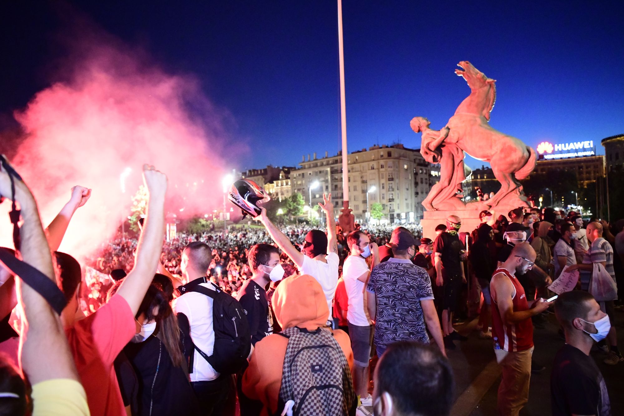 Beograd 10.07.2020. Incident. Skupština Srbije, protest, četvrti dan, 4 dan Foto: Goran Srdanov/Nova.rs