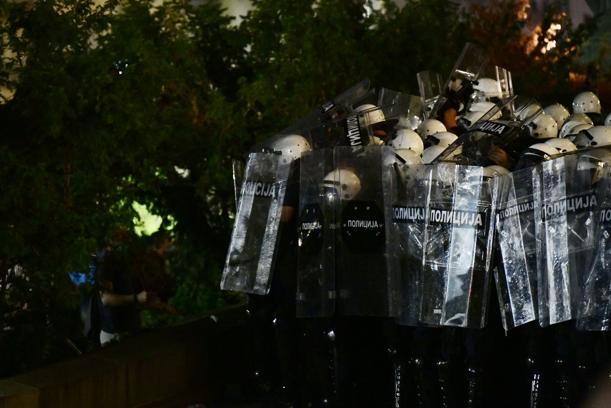 Beograd 10.07.2020. Policija, posle incidenta, upad u Skupštinu, pokušaj, Skupština Srbije, protest, četvrti dan, 4 dan Foto: Goran Srdanov/Nova.rs