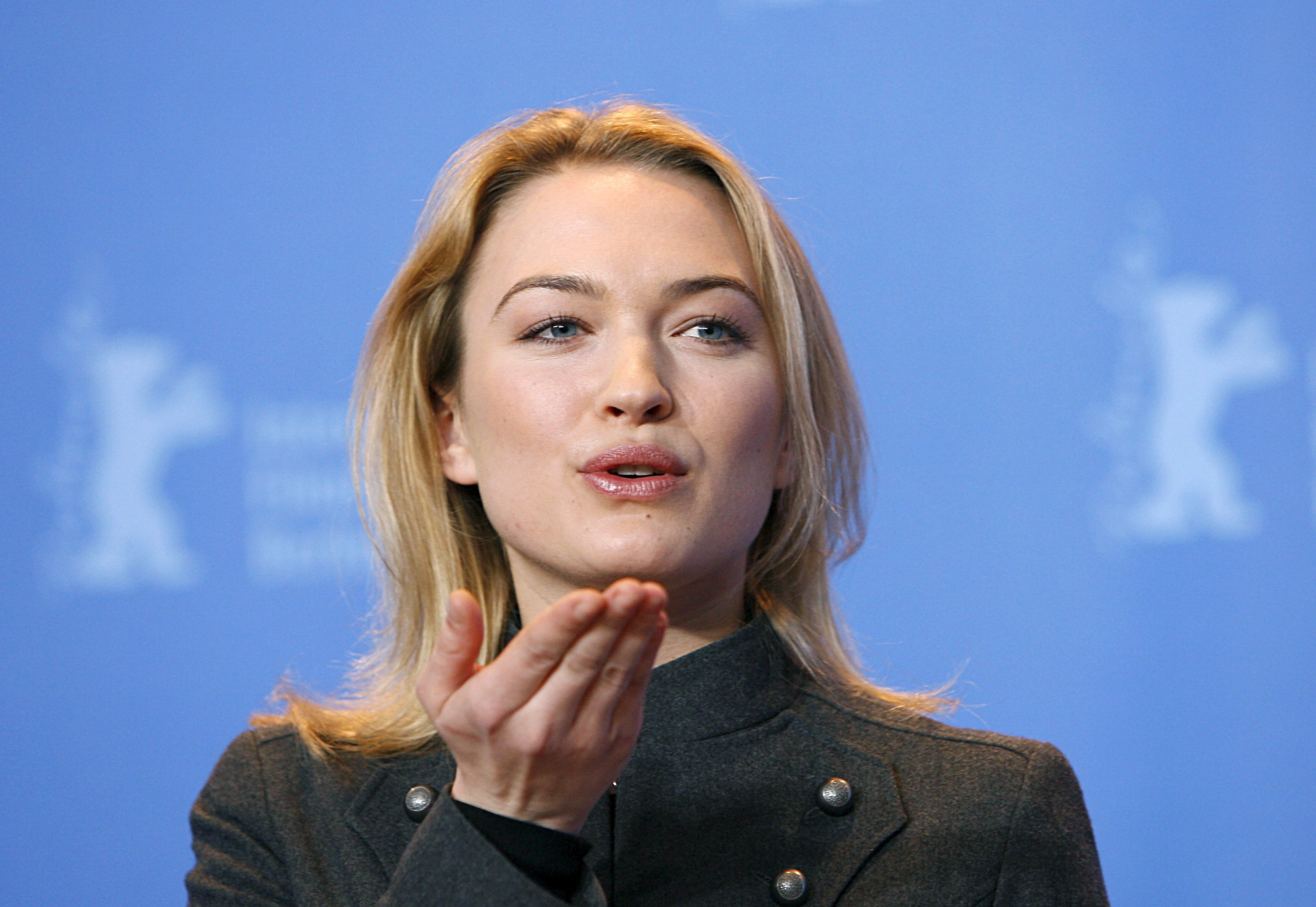 Sofija Majls epa00933838 British actress Sophia Myles poses during a photo call for her film  'Hallam Foe' at the 57th Berlinale International Film Festival in Berlin, Germany, Friday 16 February 2007.  EPA/Wolfgang Kumm