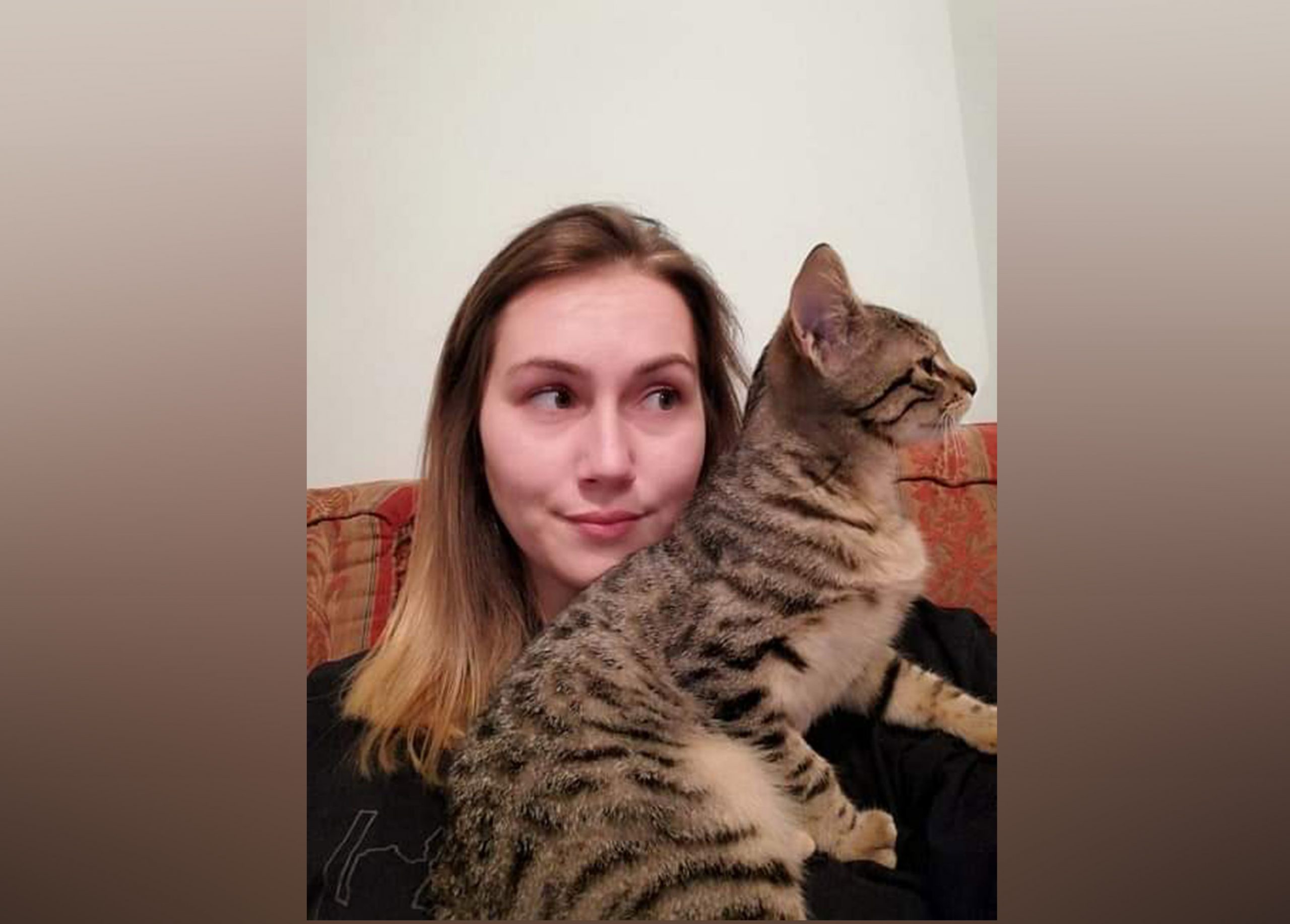 Žena i mačka