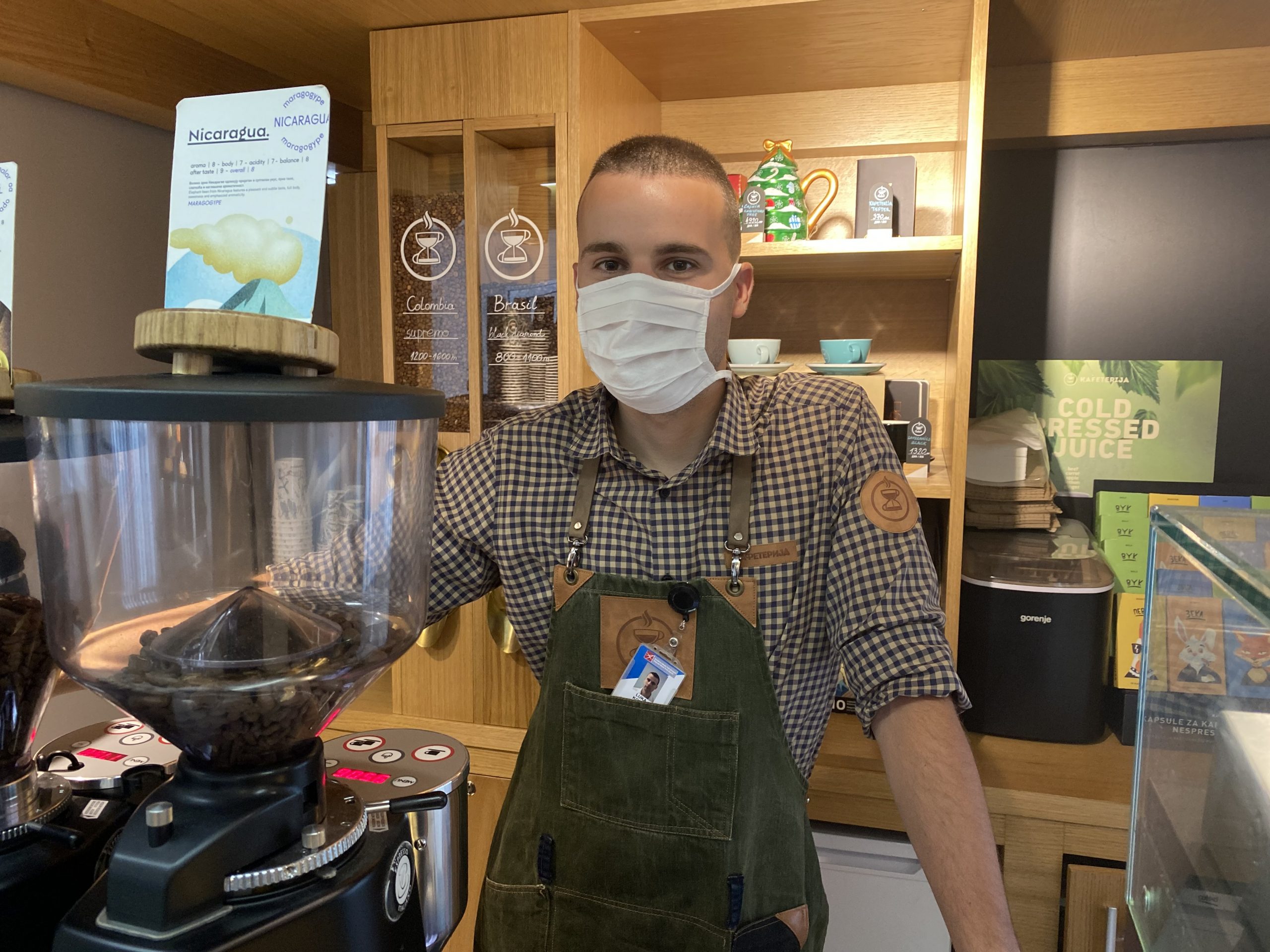 31.07.2020 reportaza sa aerodroma nikola tesla, beograd, aerodrom nikola tesla; Ovaj mali je Vuk barista