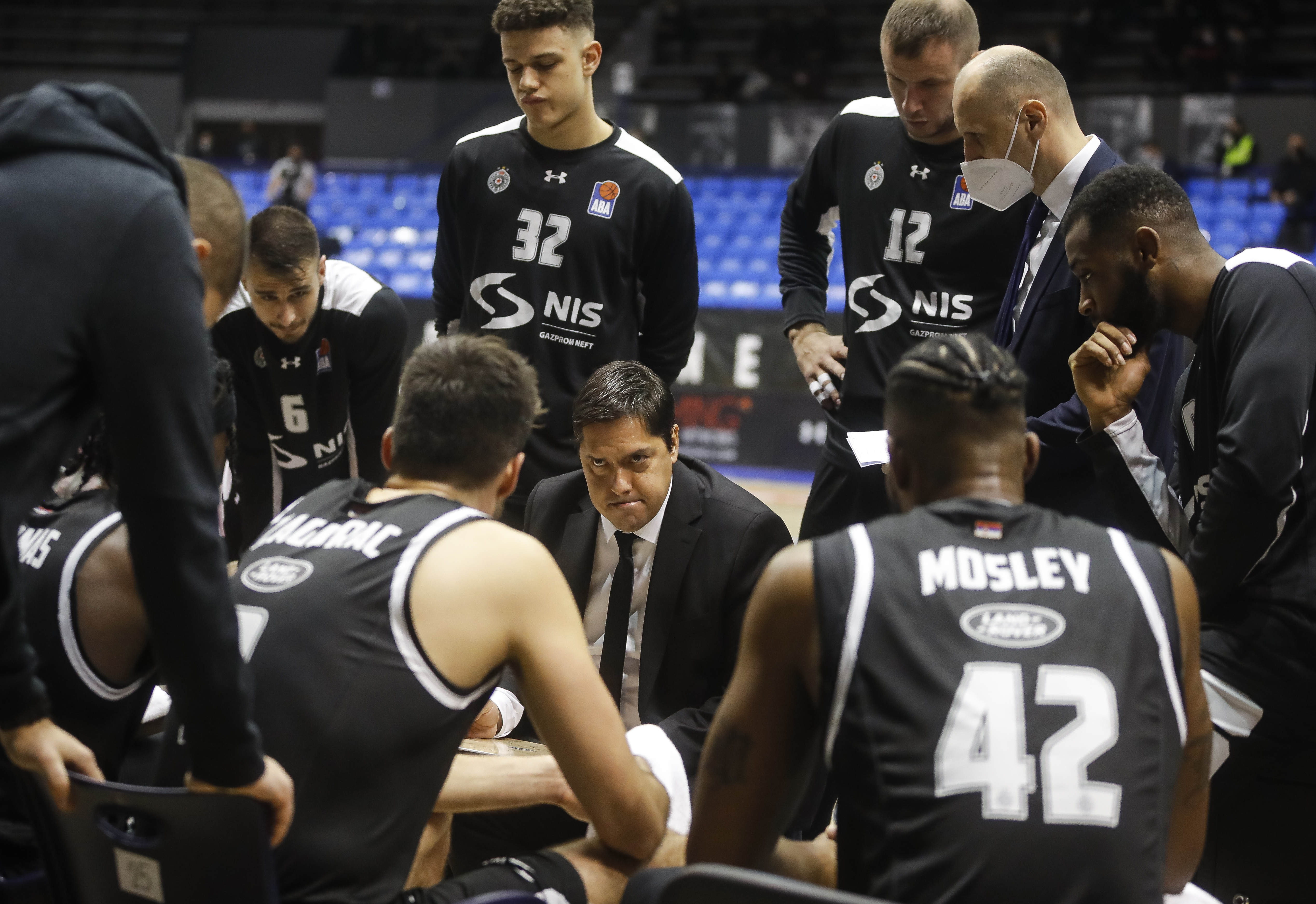 Kosarka Basketball ABA season 2020-2021
Partizan v Crvena Zvezda
Head coach Saso Filipovski (C) Uros Trifunovic Novica Velickovic Nemanja Dangubic
Beograd, 23.11.2020.
foto: Miroslav Todorovic/Starsportphoto ©