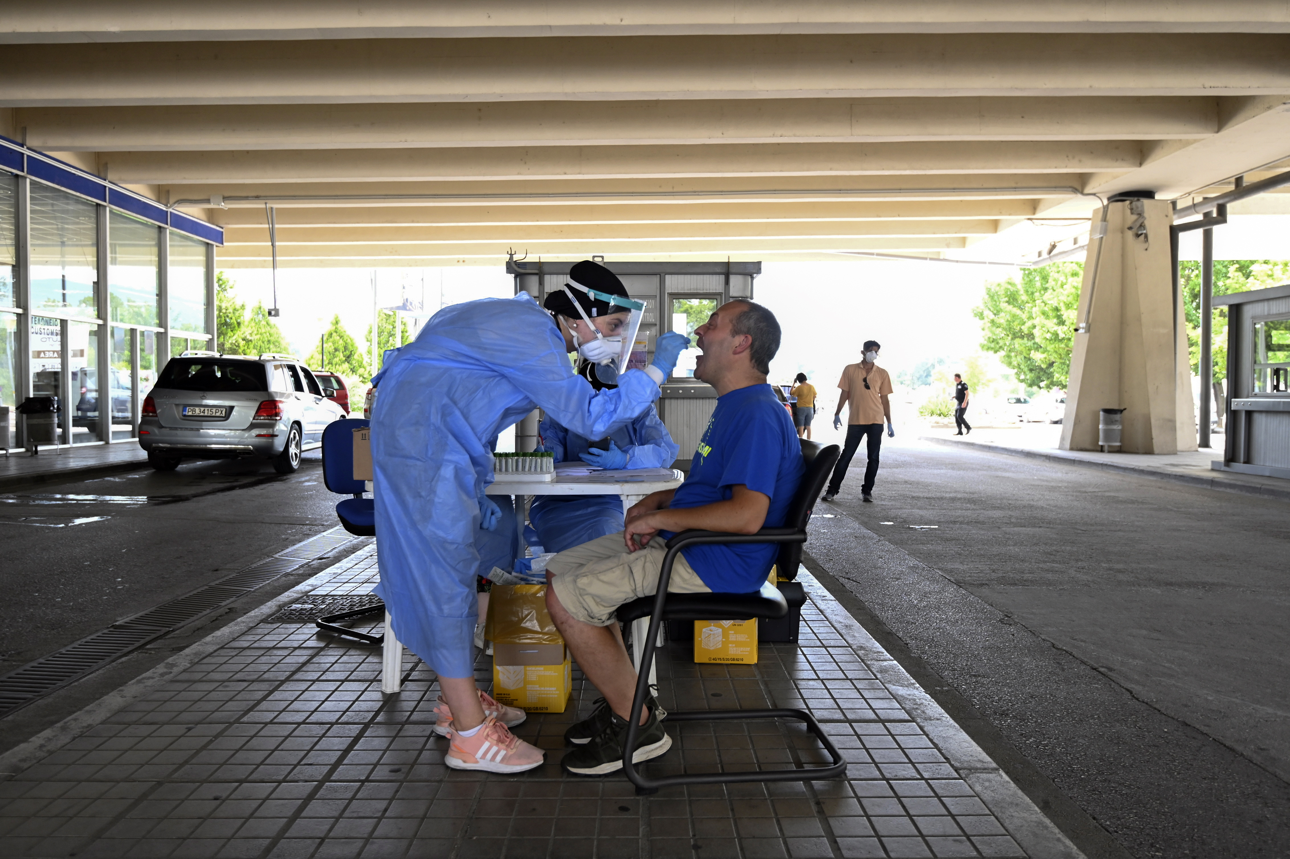 Grčko-Bugarska granica, Virus Outbreak Greece Tourists