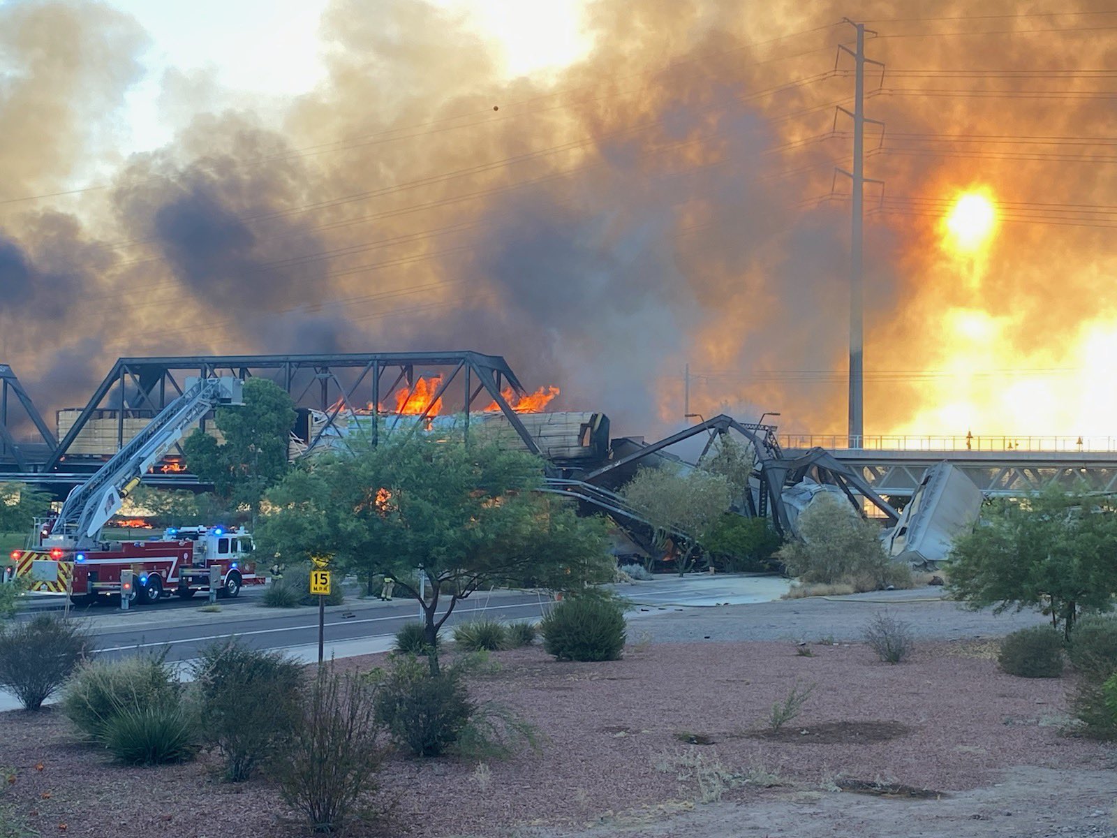 Voz Arizona, Train Derailment and Bridge Collapse, Tempe, Arizona