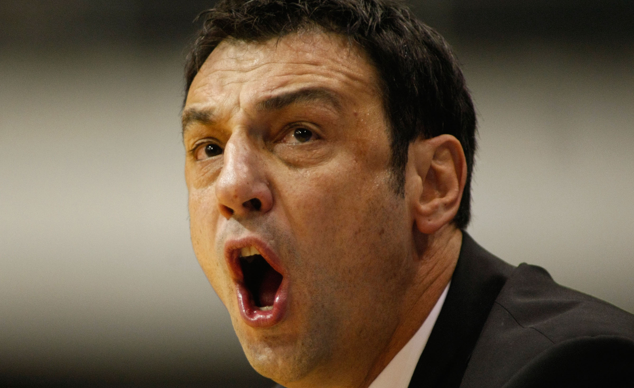 Kosarka, NLB League, sezona 2009/2010.Crvena Zvezda Vs. FMP (Zeleznik).Head coach Aleksandar Trifunovic.Belgrade, 09.01.2010..foto: Srdjan Stevanovic/Starsportphoto ©