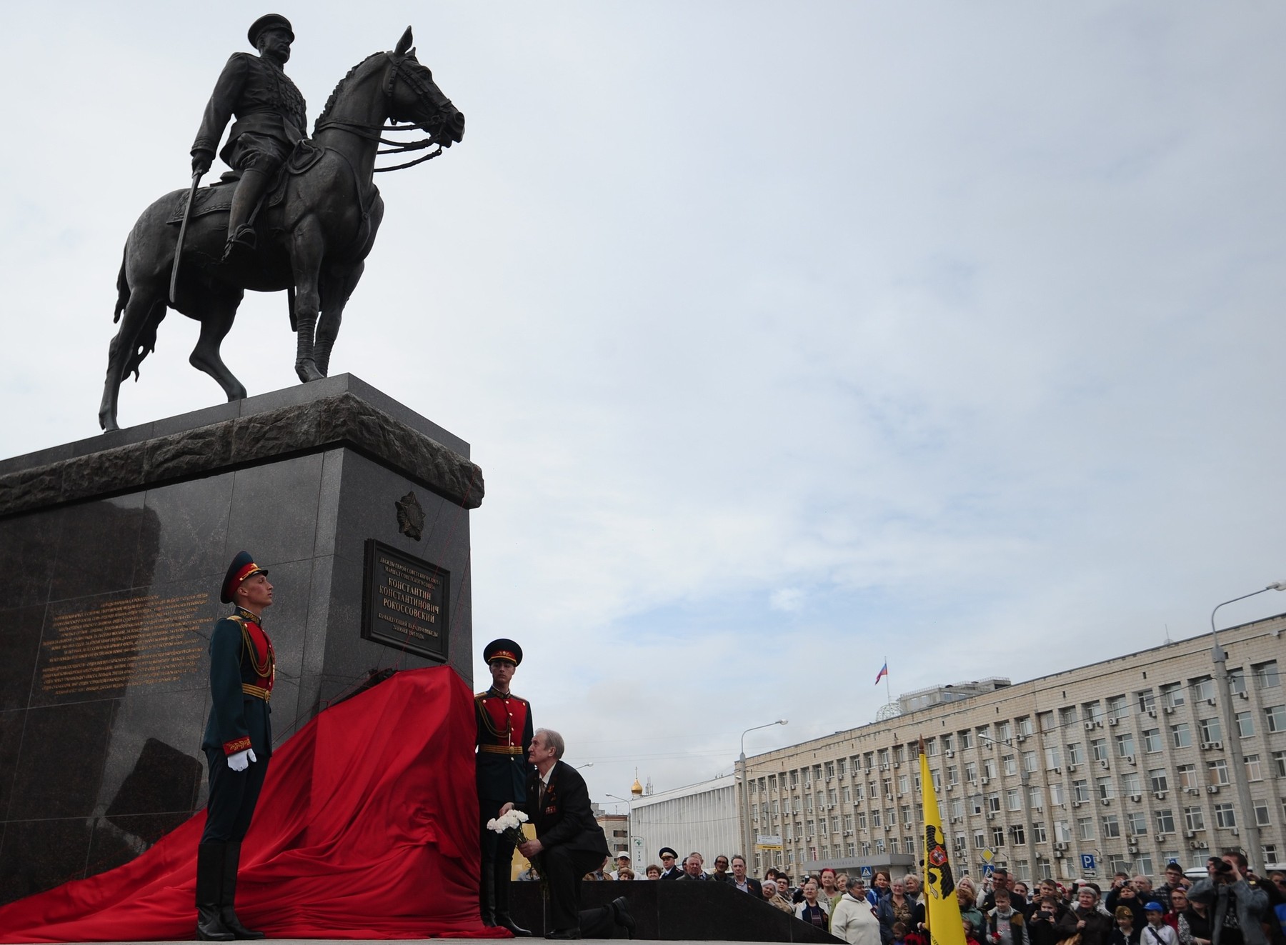 Monument to Soviet Marshal Konstantin Rokossovsky unveiled in Volgograd