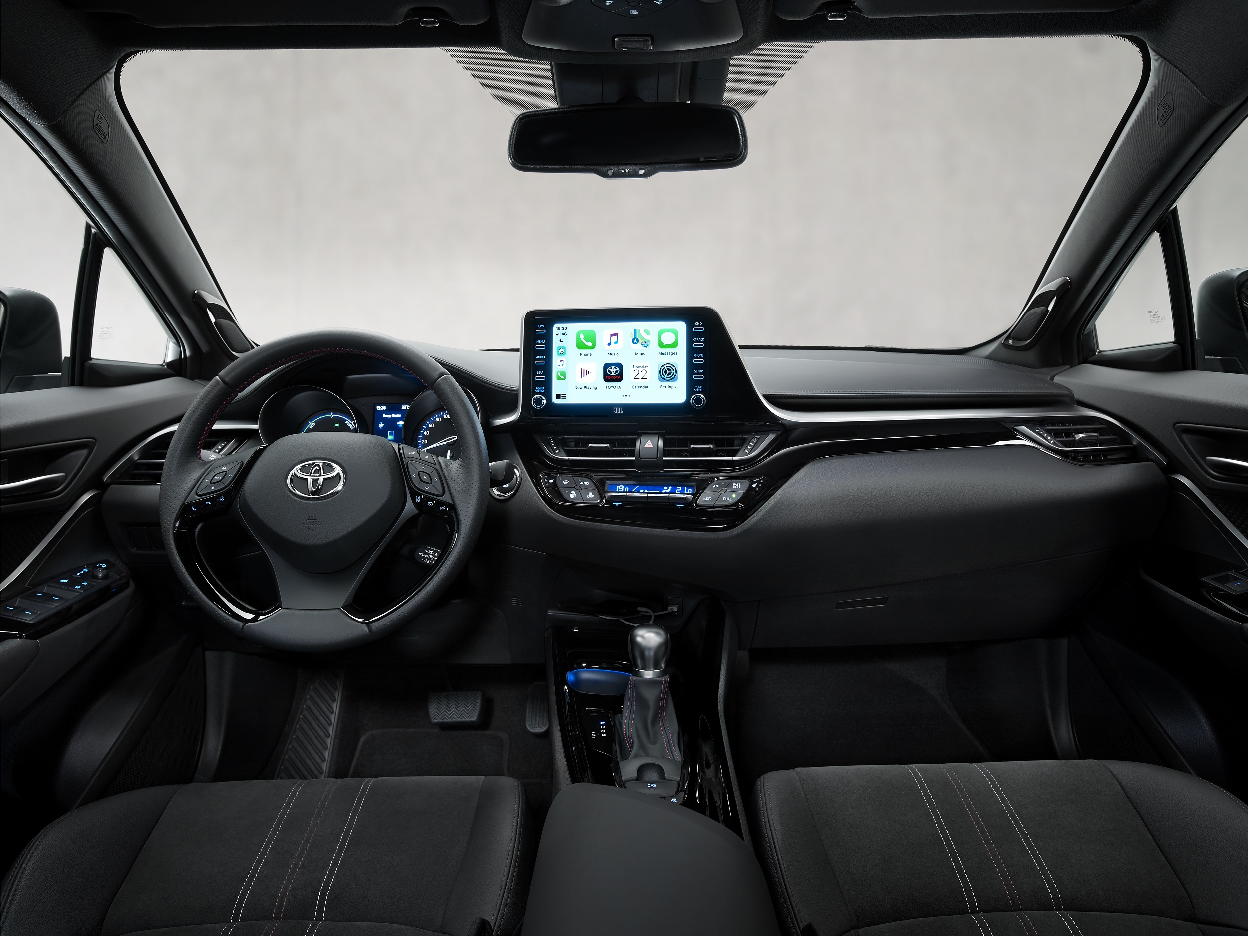 Toyota C-HR GR SPORT 4