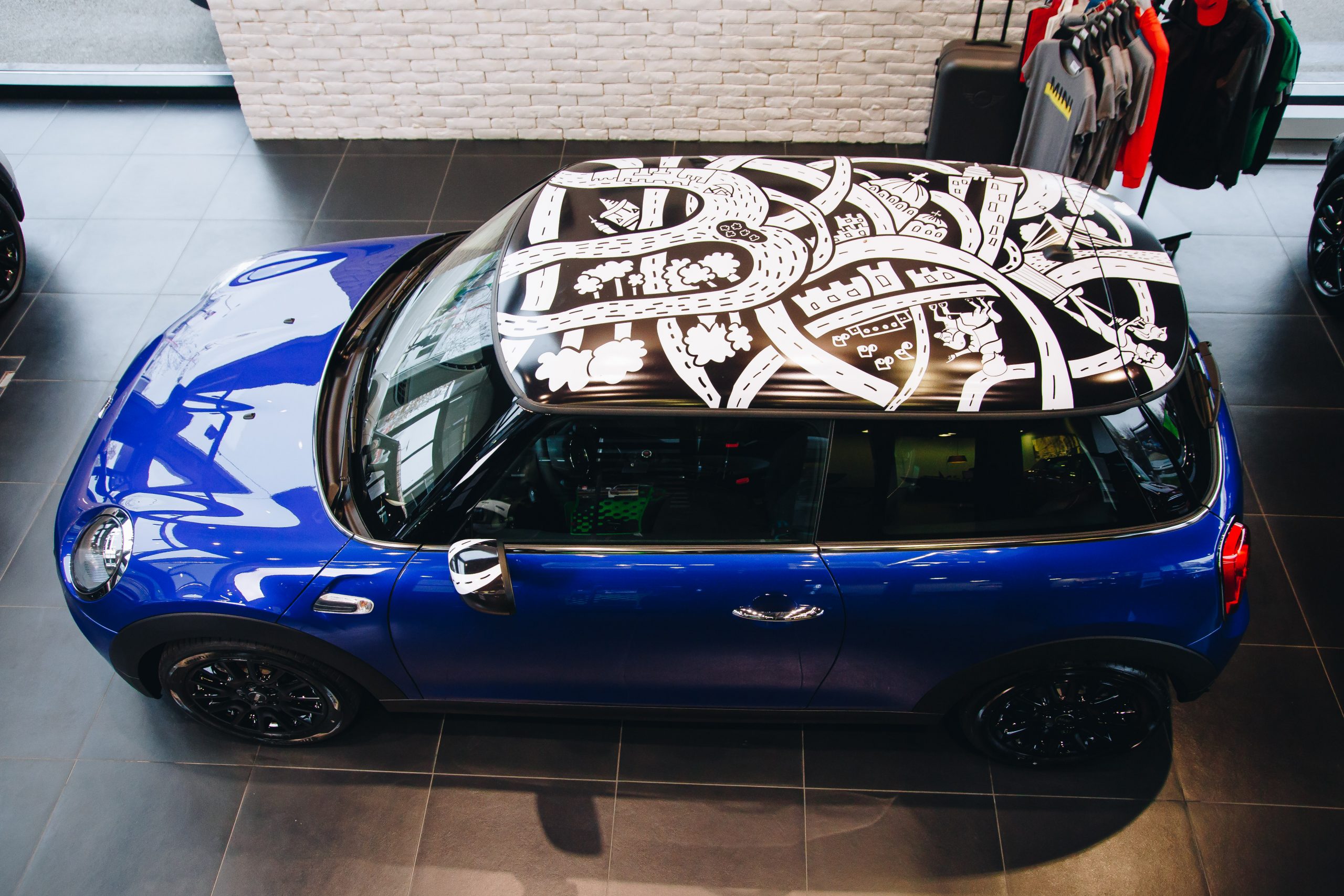 Mini Moris, auto, automobil Foto: Mini